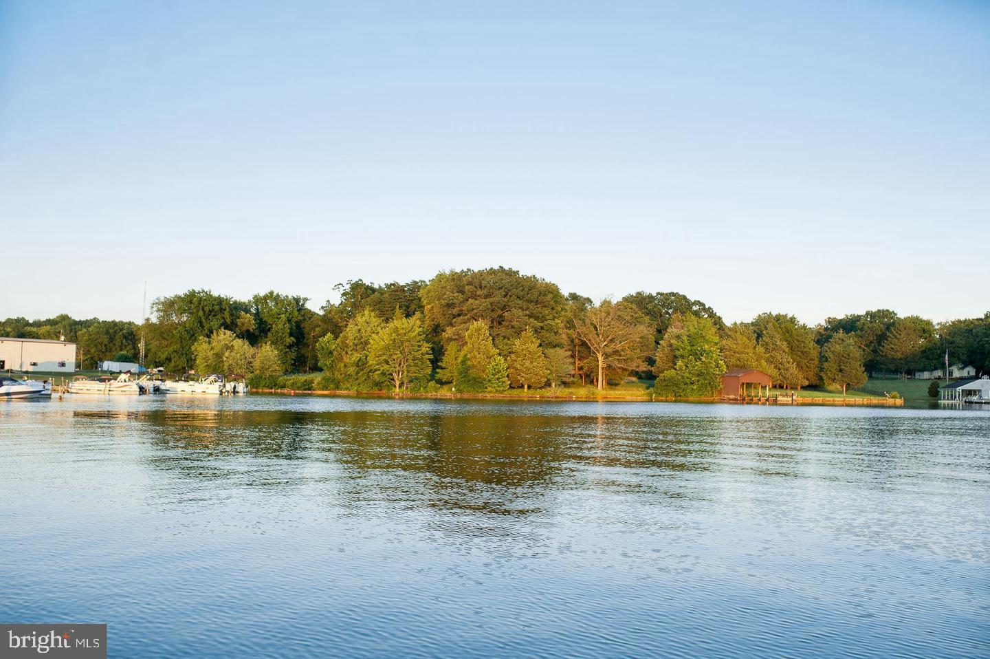 PLEASANTS LANDING - Residential