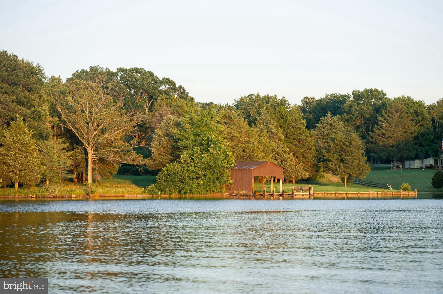 PLEASANTS LANDING - Residential