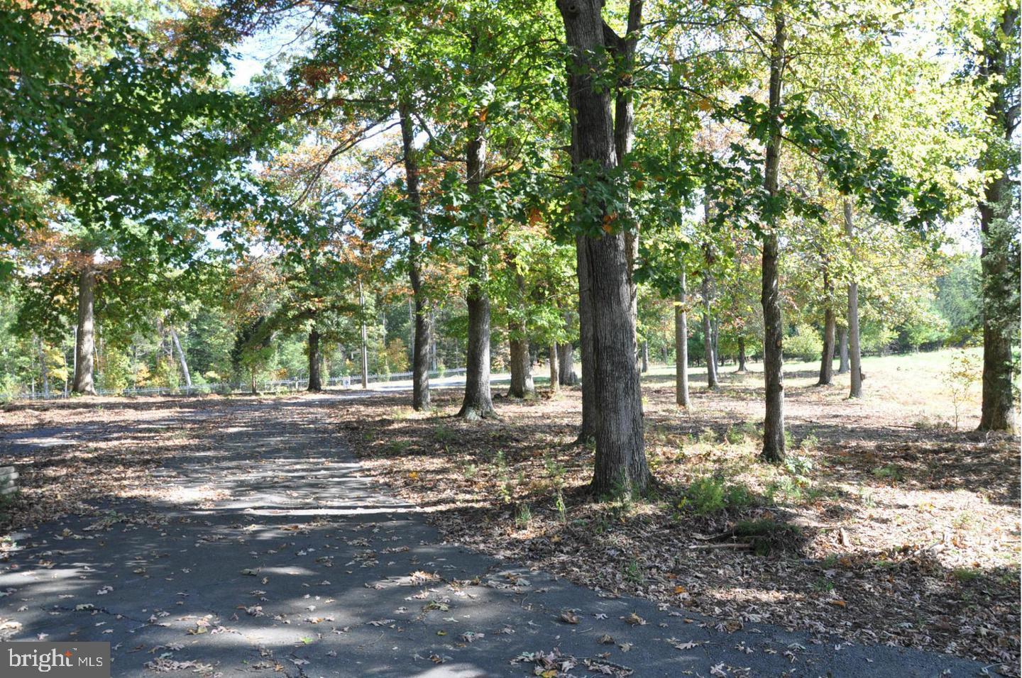 PLEASANTS LANDING - Residential