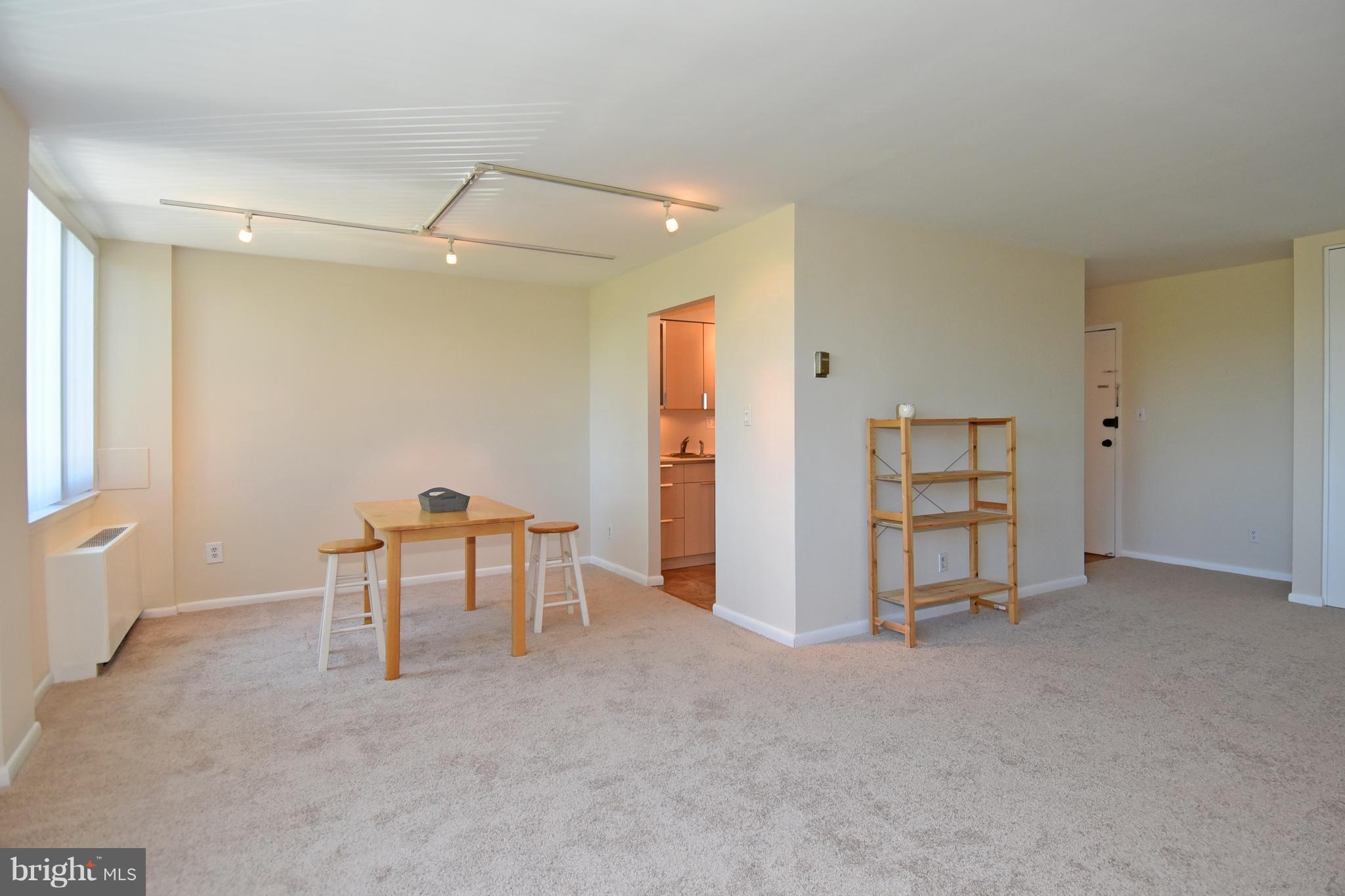 MADISON CONDOMINIUM - Residential