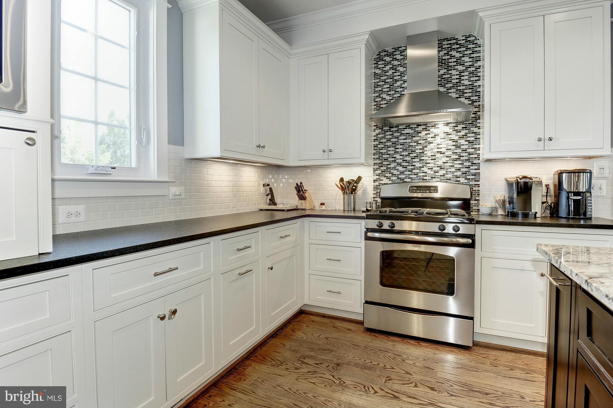 HIGHVIEW PARK - Residential