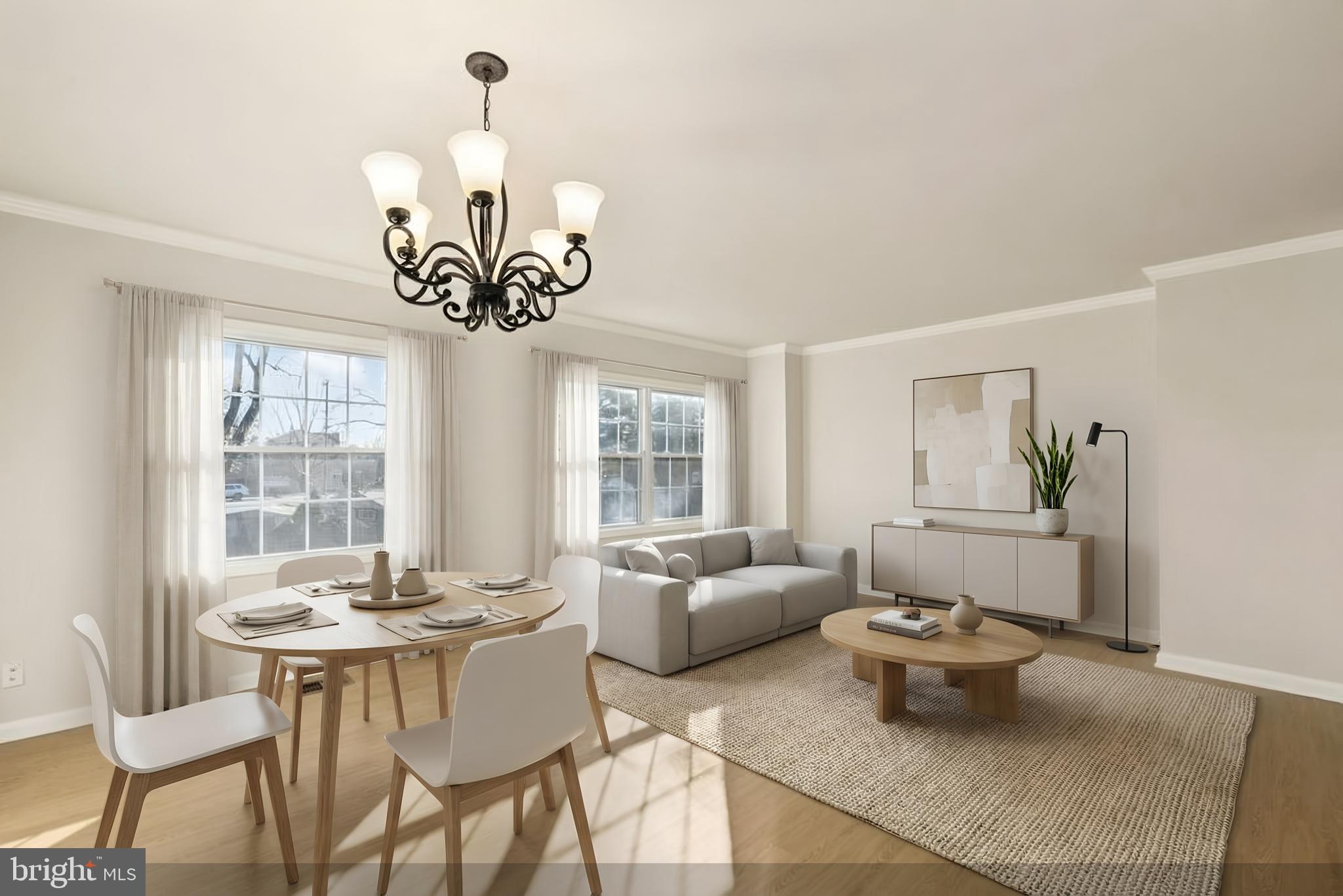 LONDON TOWNE - Residential