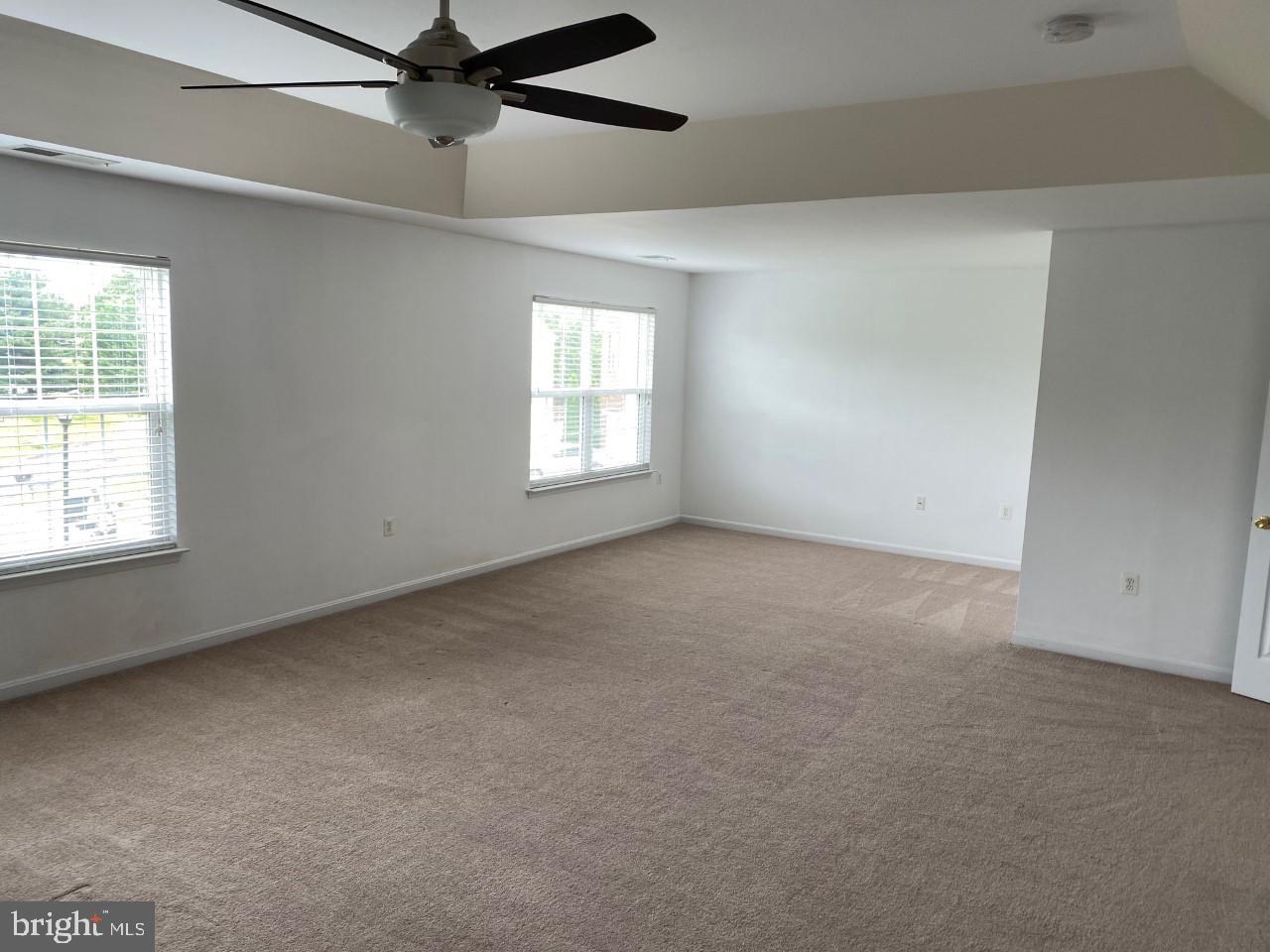 SHERIDAN - Residential Lease