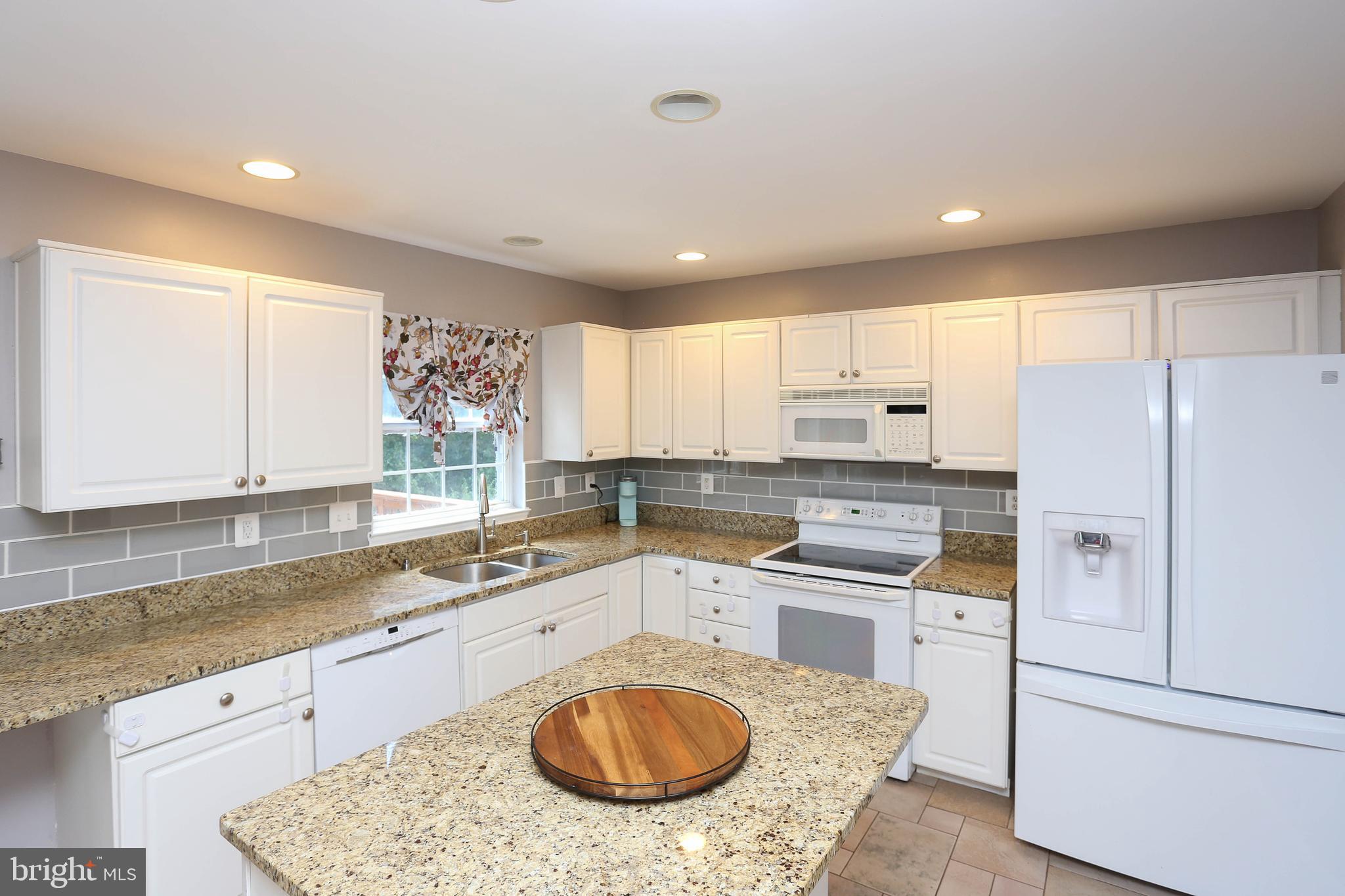 GUNDPOWDER POINTE - Residential