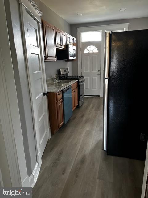 ROSEDALE - Residential Lease