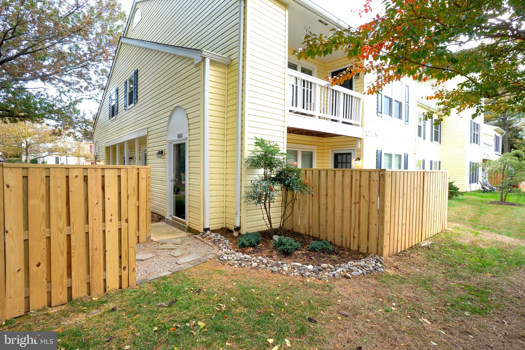 18260 ROLLING MEADOW WAY 24