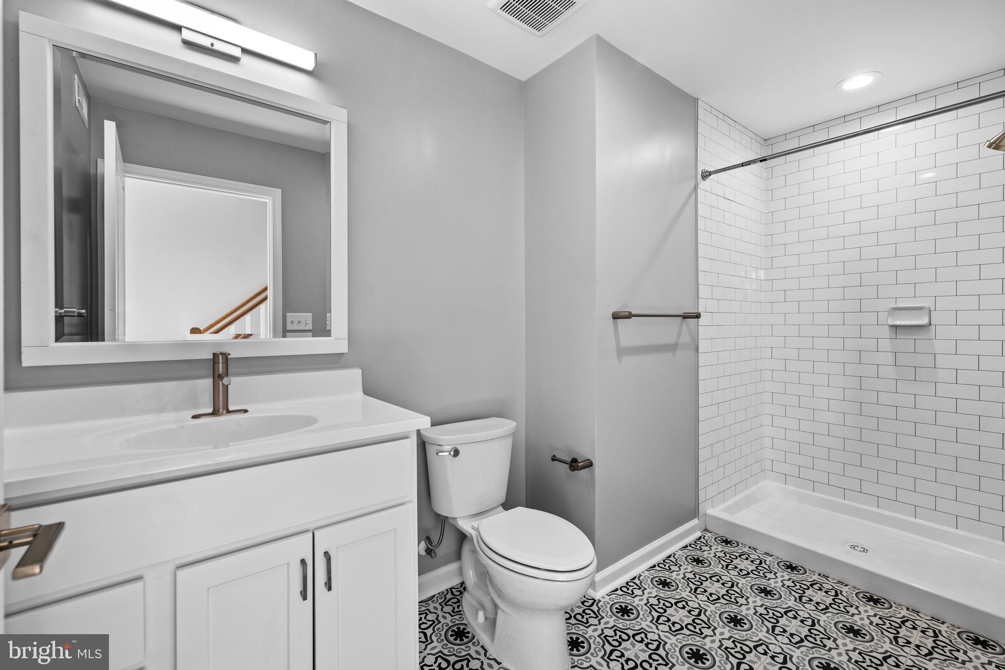 JOHNSTON SQUARE - Residential