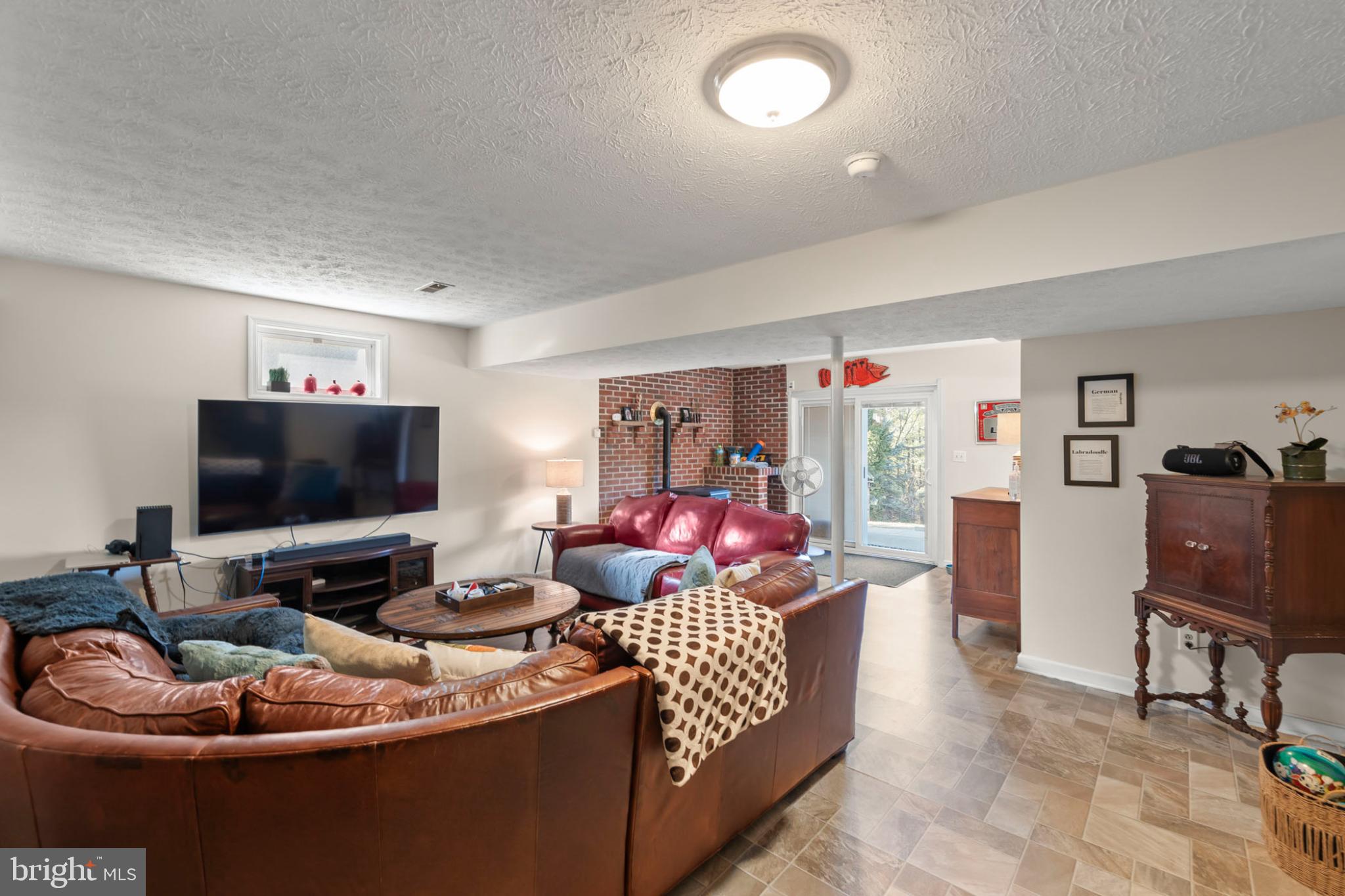 VALLEY VIEW ESTATES - Residential