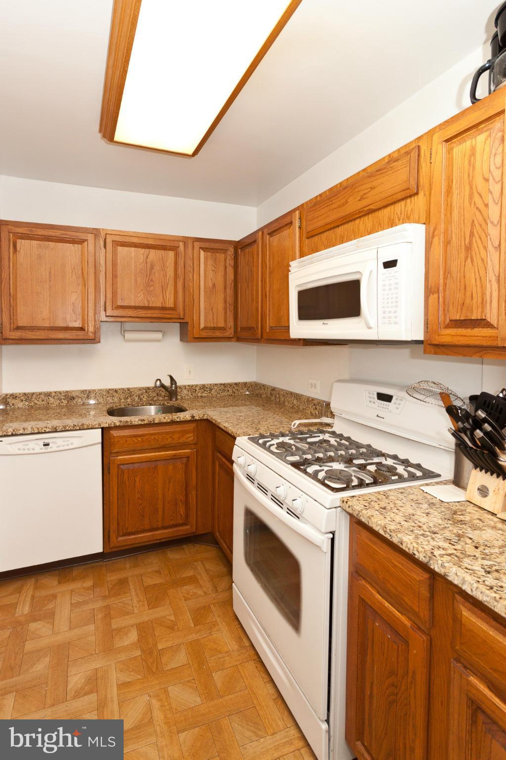 CARDINAL HOUSE - Residential Lease