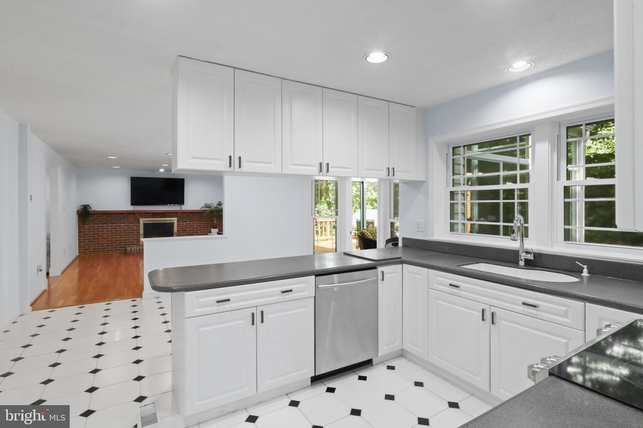 DUFIEF MILL ESTATES - Residential