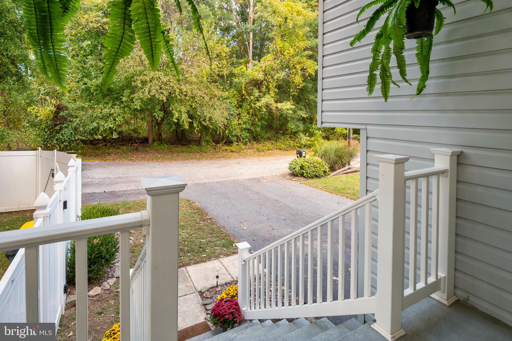 1415 ROGERS LANE