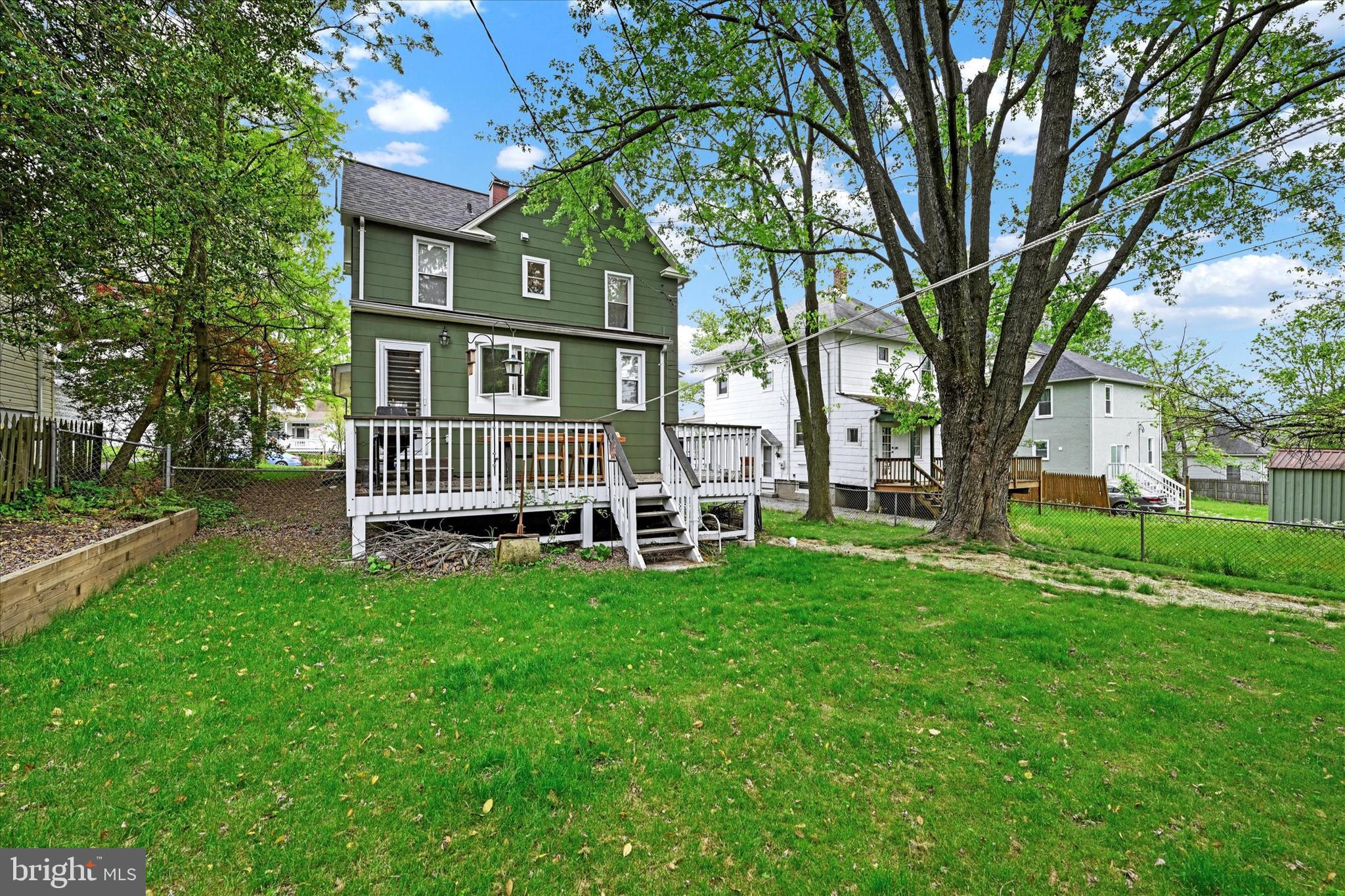 HAMILTON HILLS - Residential