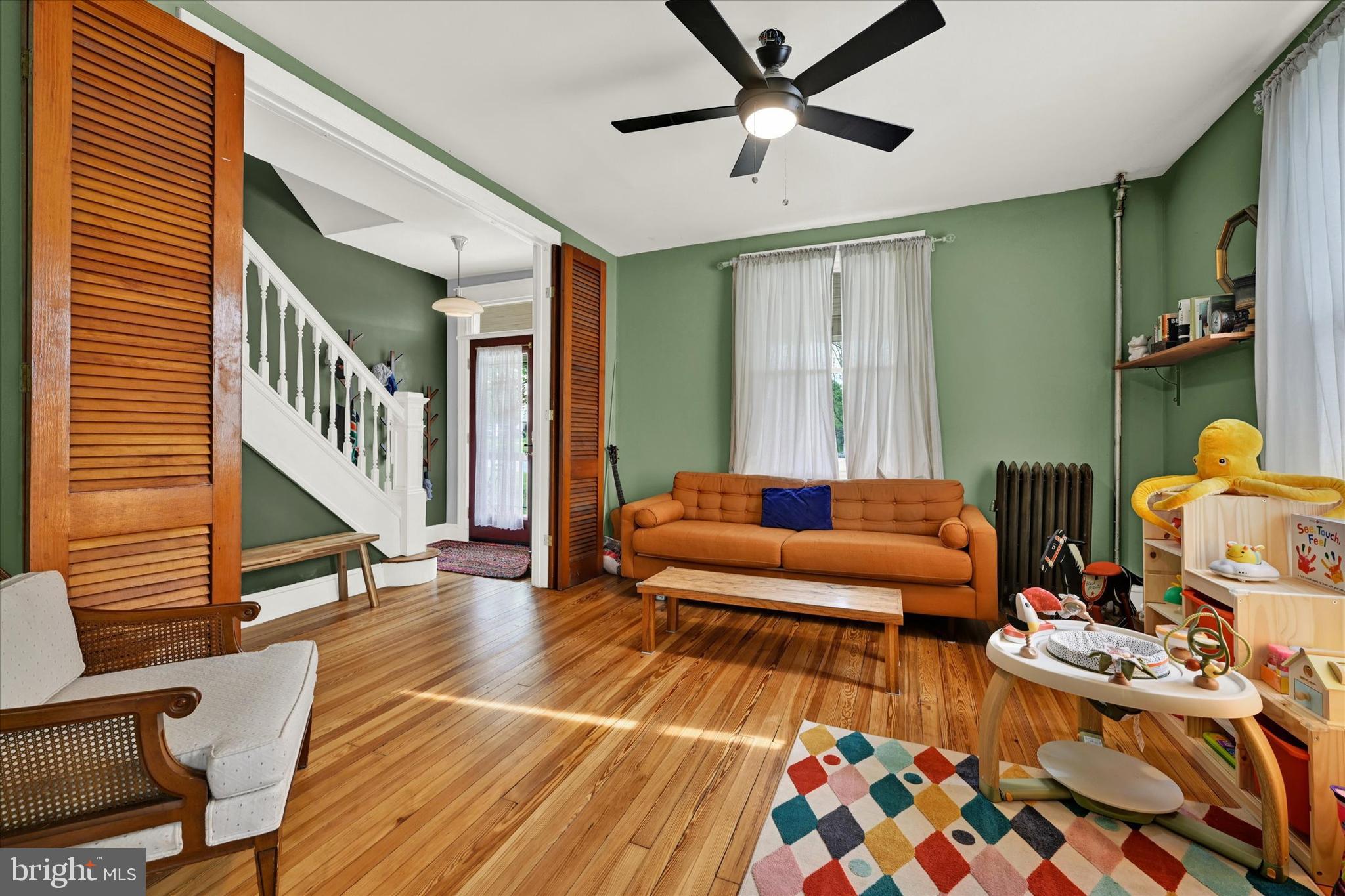 HAMILTON HILLS - Residential