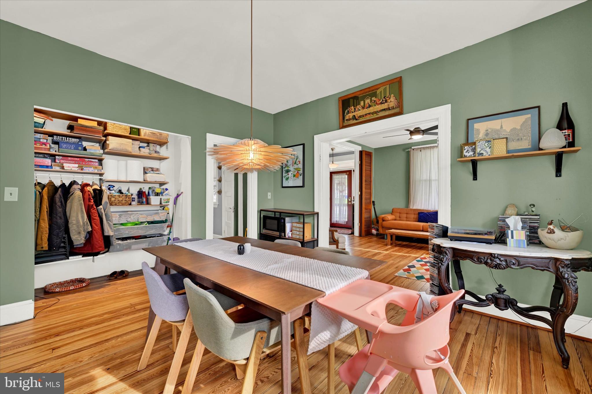 HAMILTON HILLS - Residential