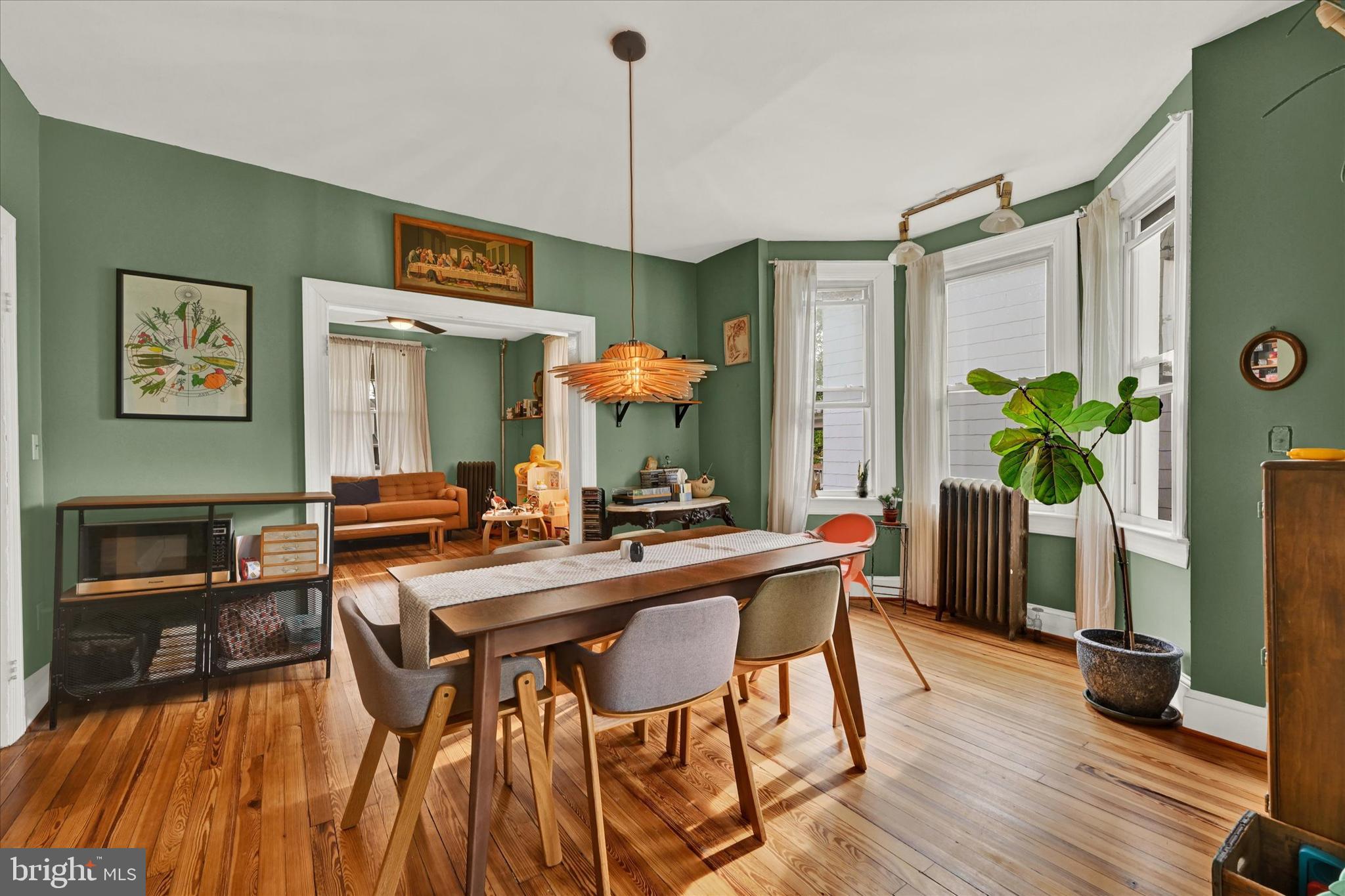 HAMILTON HILLS - Residential