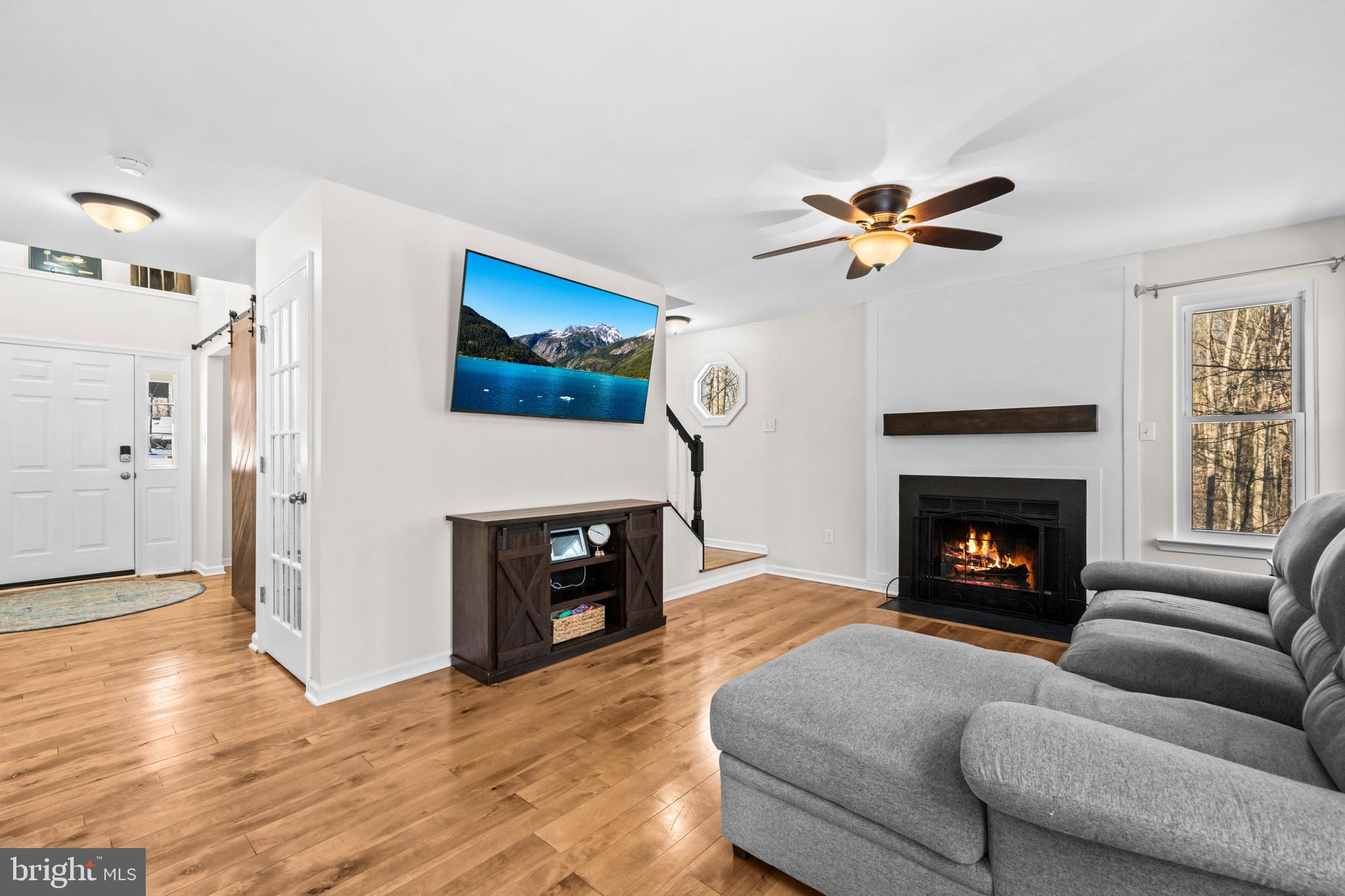 PIEDMONT SQUARE - Residential