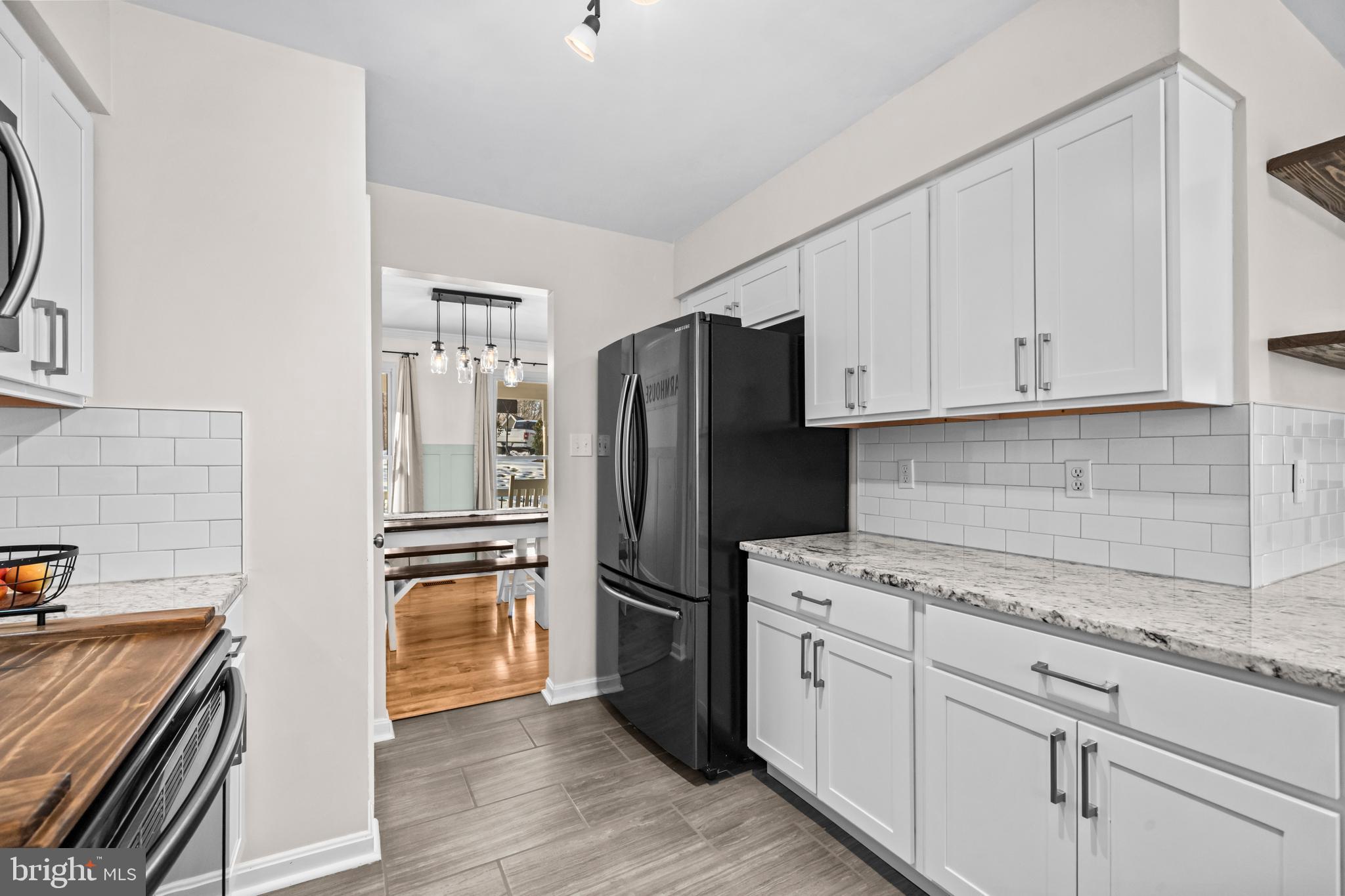 PIEDMONT SQUARE - Residential