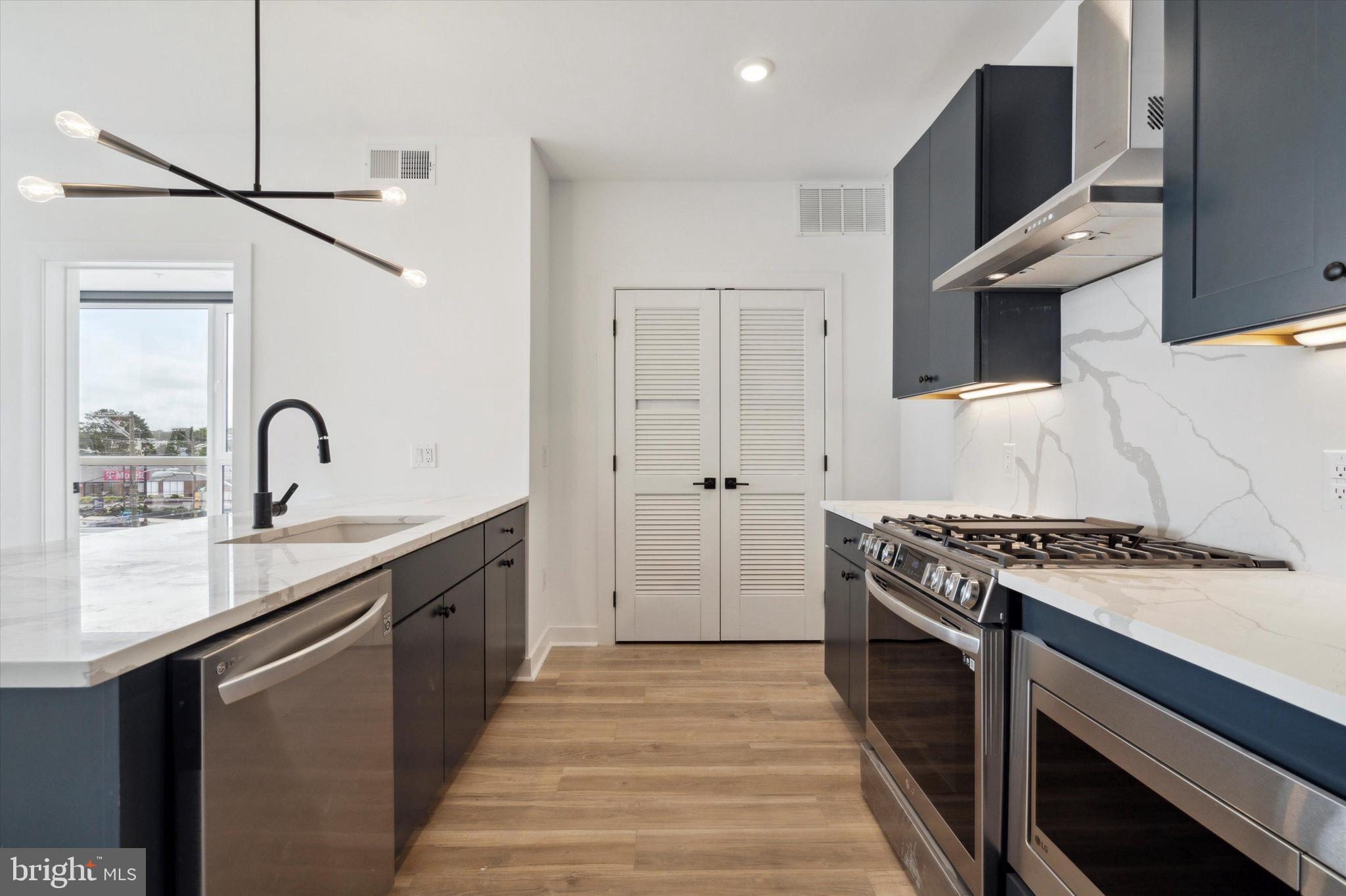 FISHTOWN - Residential Lease