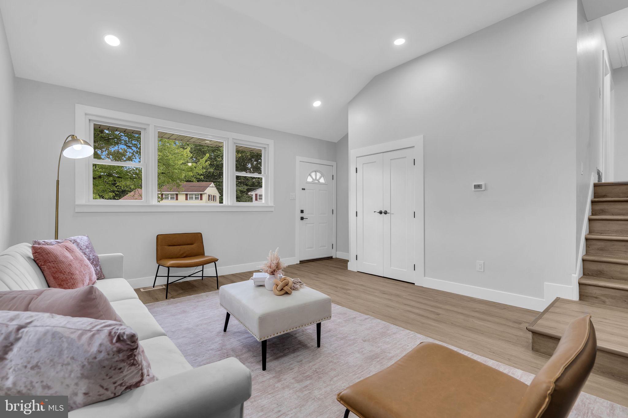 11 PLEASANT VALLEY DRIVE