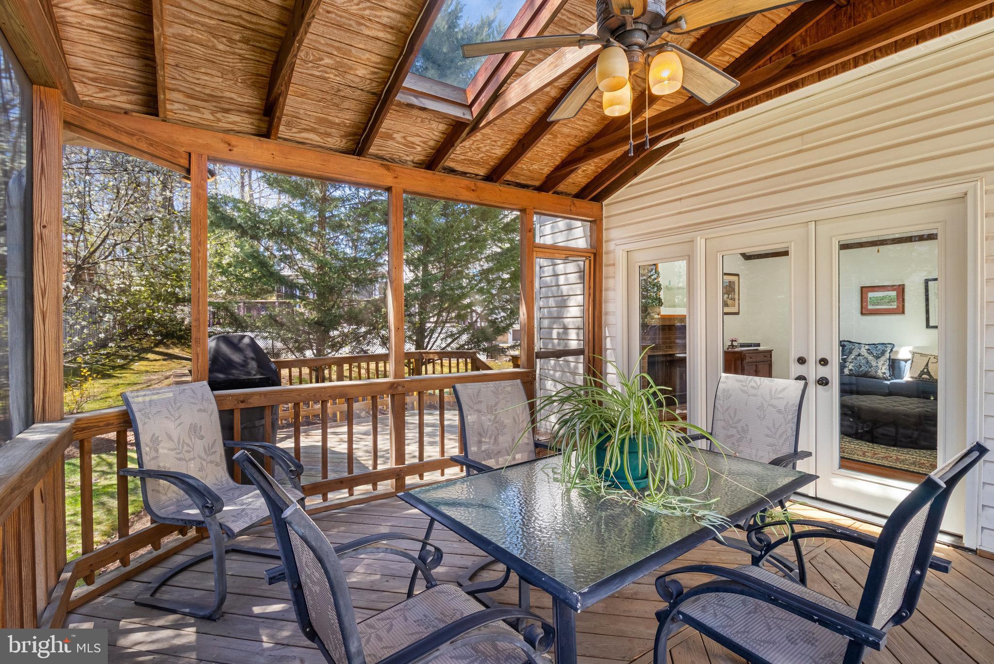 LAKEWOOD HILLS - Residential