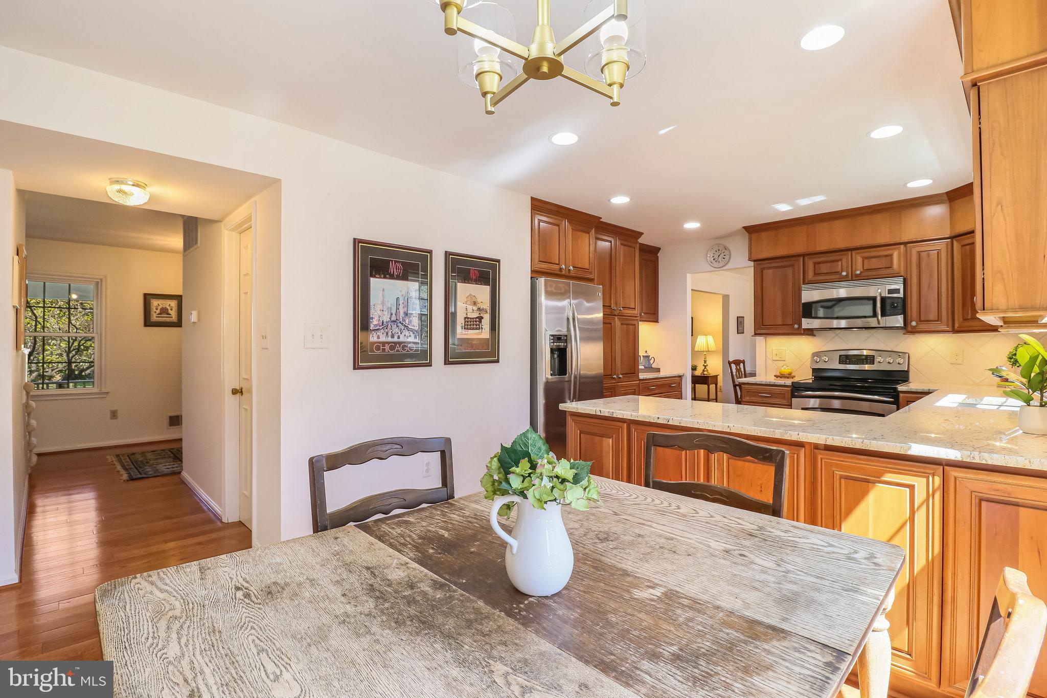 LAKEWOOD HILLS - Residential