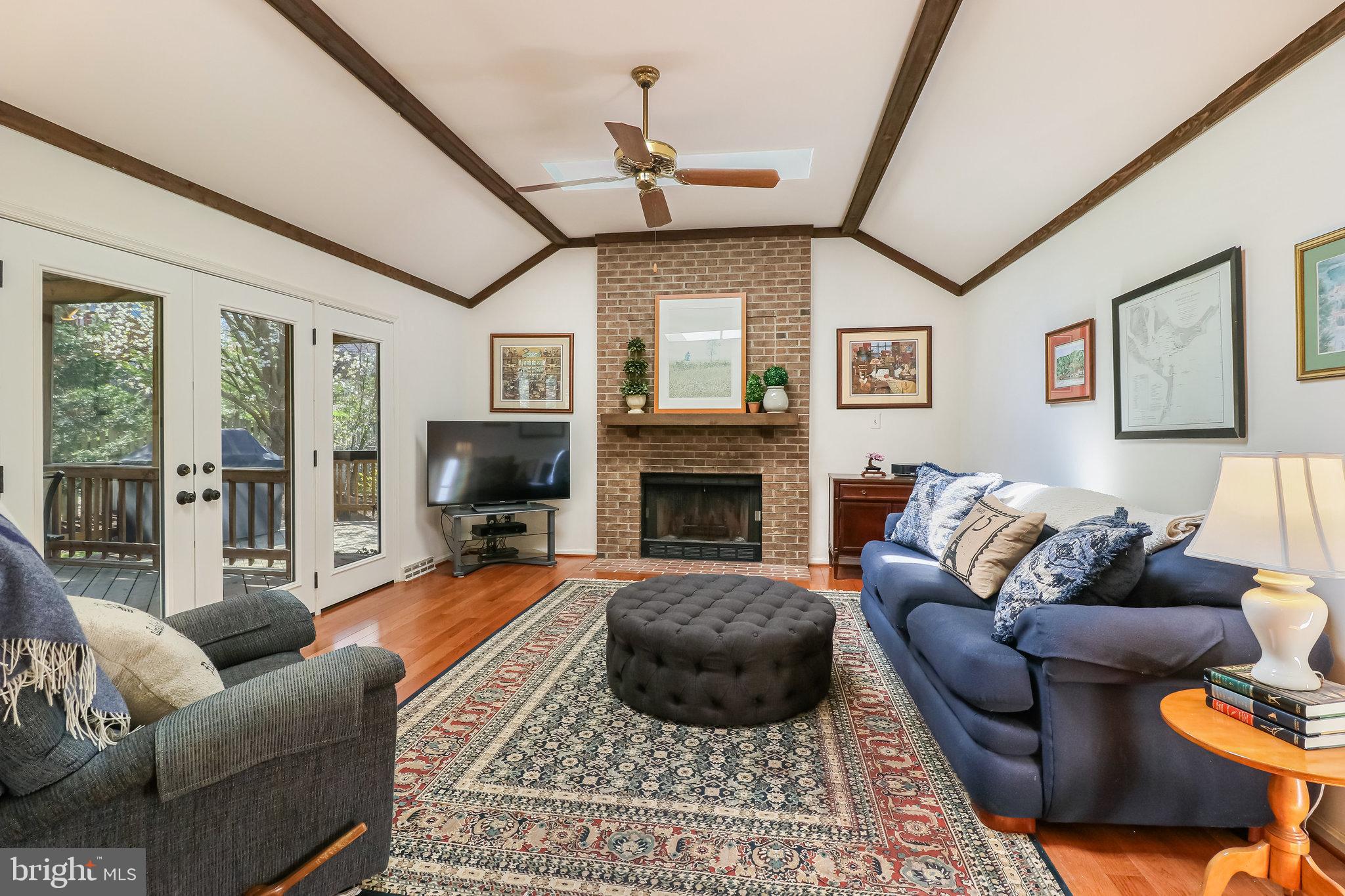 LAKEWOOD HILLS - Residential