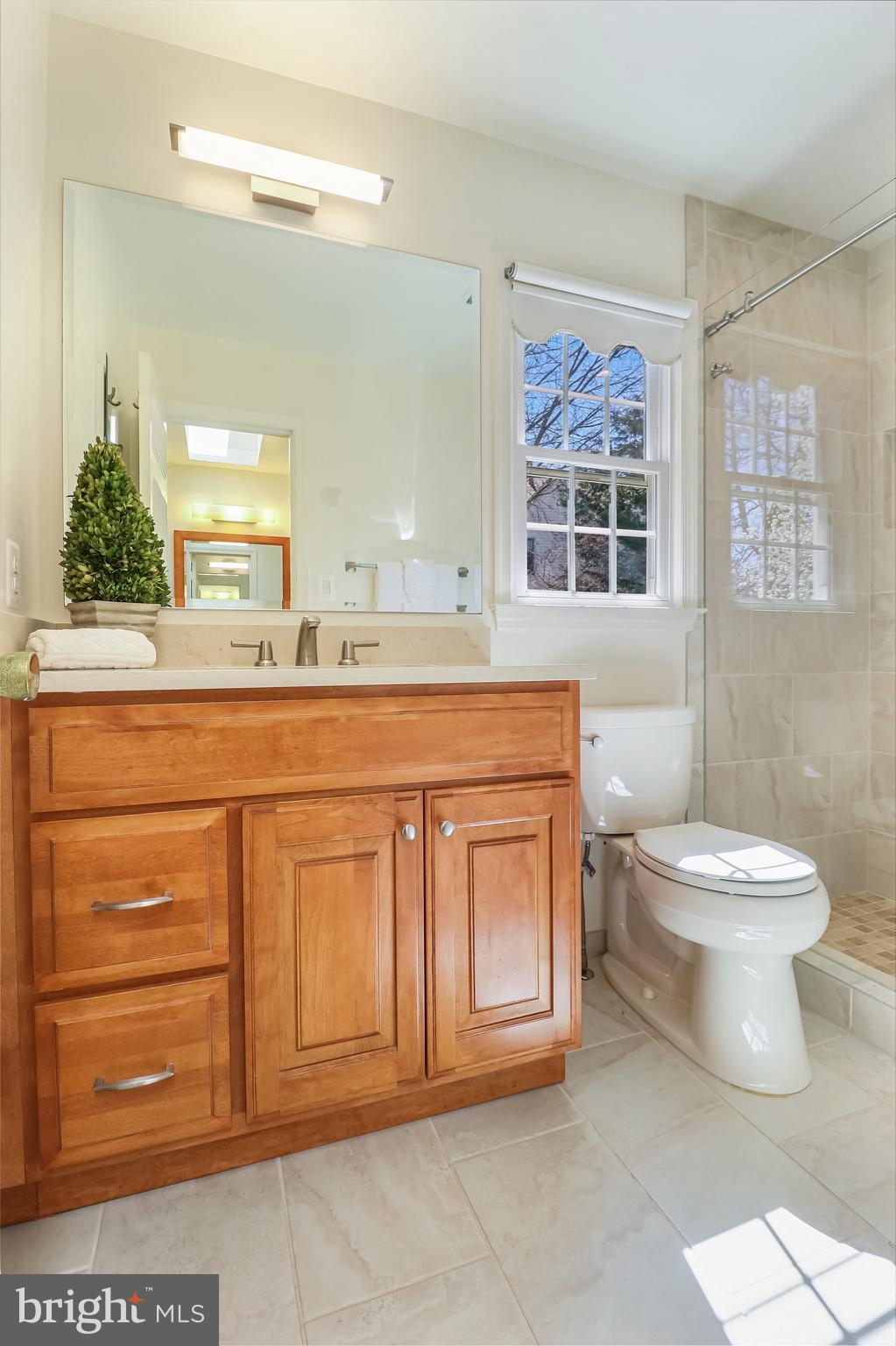 LAKEWOOD HILLS - Residential