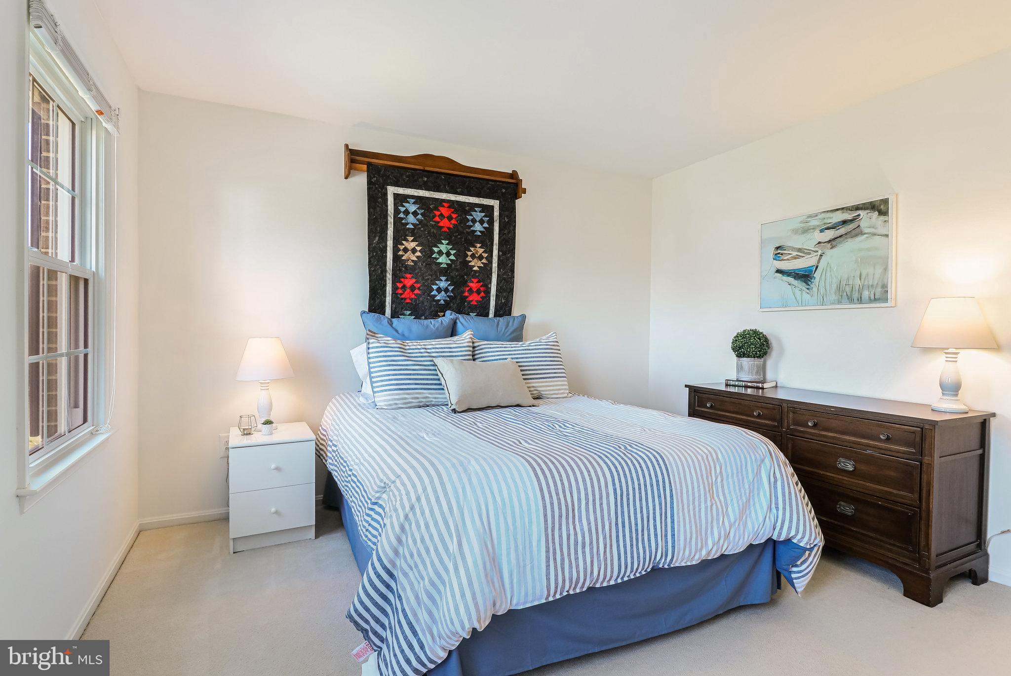 LAKEWOOD HILLS - Residential