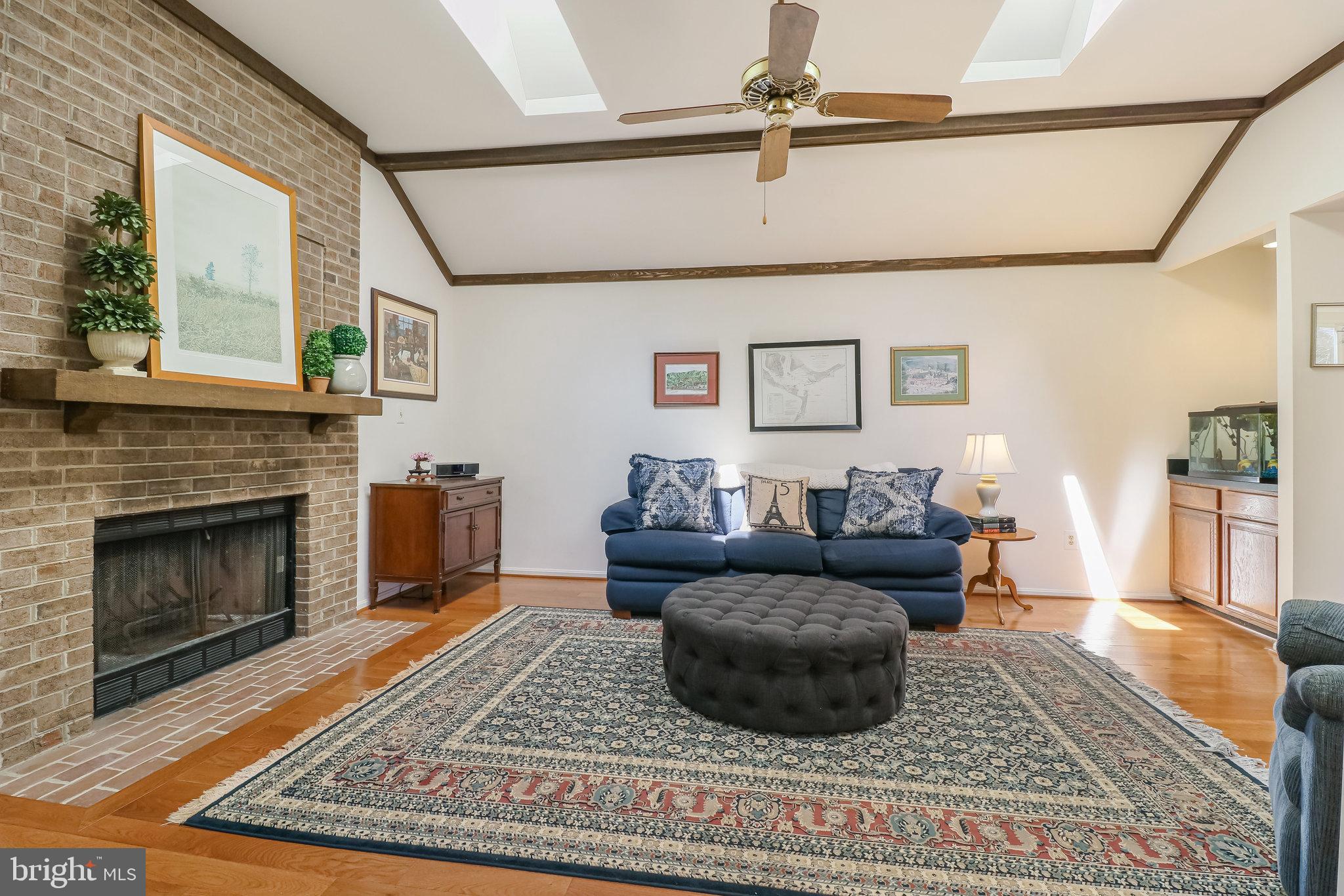 LAKEWOOD HILLS - Residential