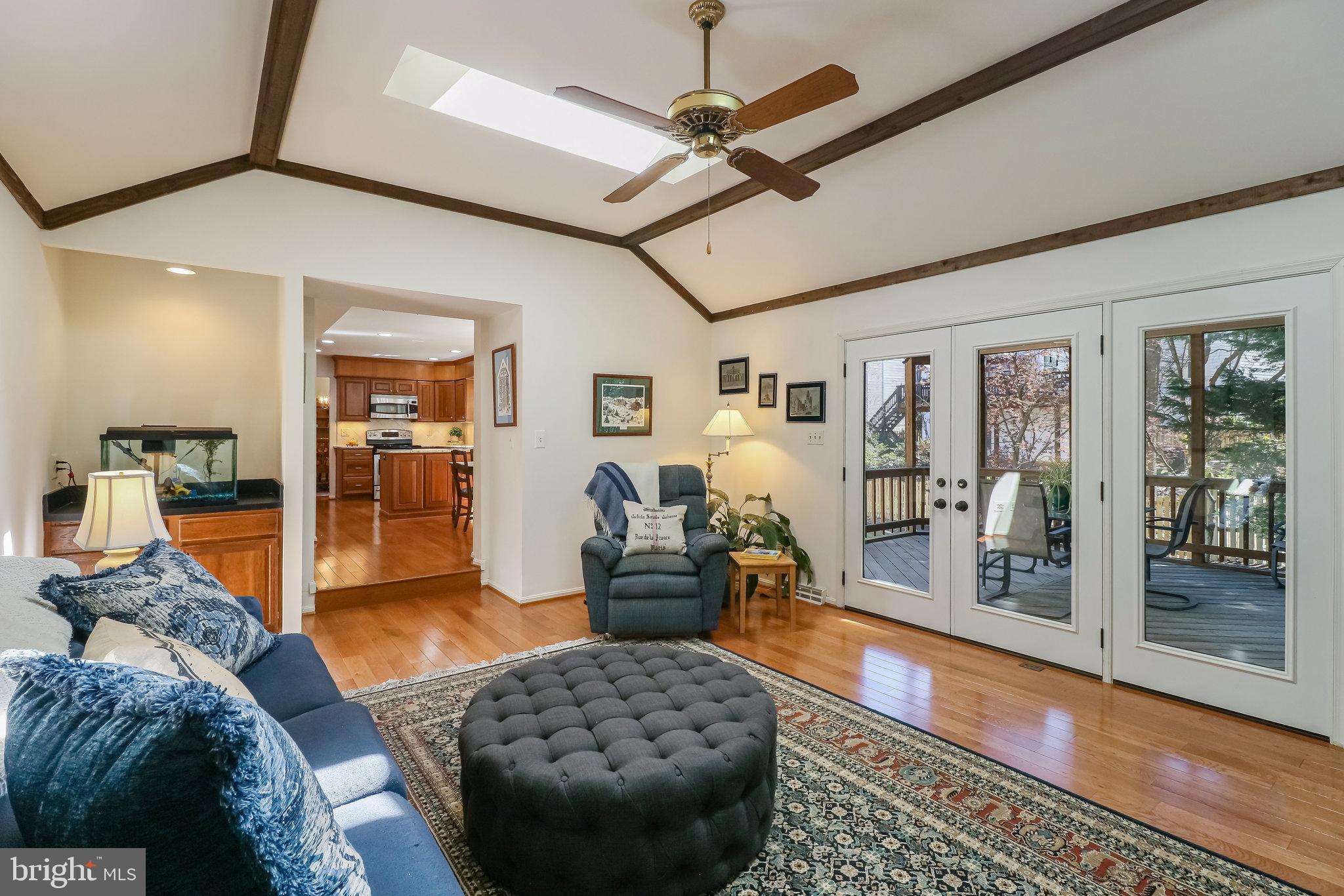 LAKEWOOD HILLS - Residential