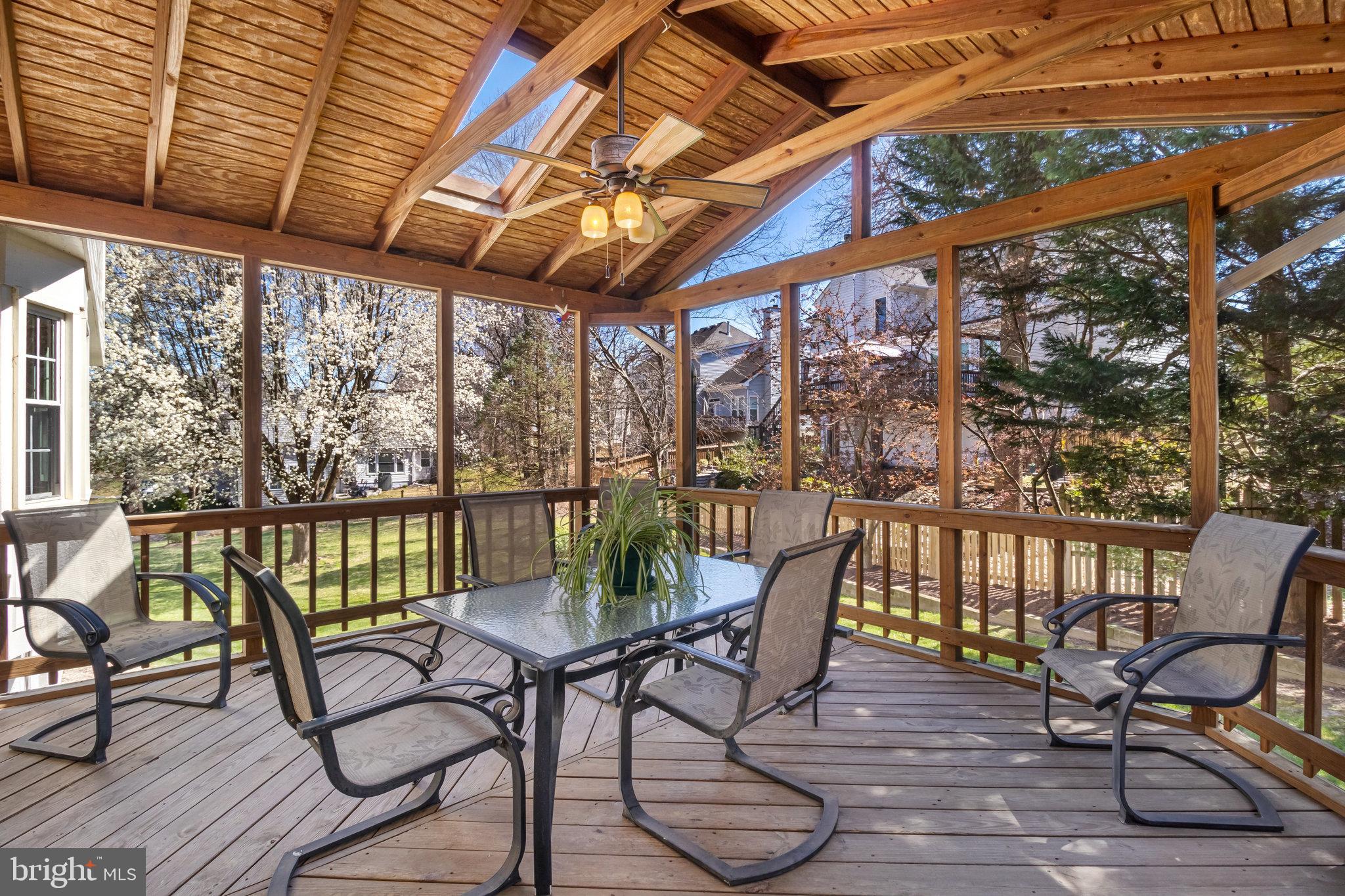 LAKEWOOD HILLS - Residential