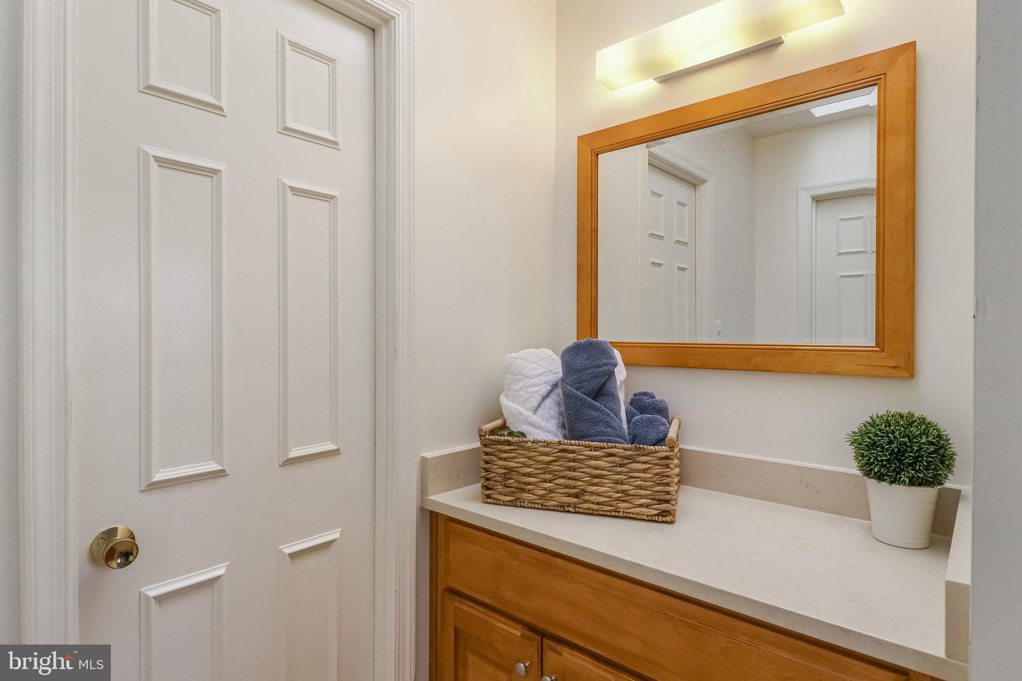 LAKEWOOD HILLS - Residential