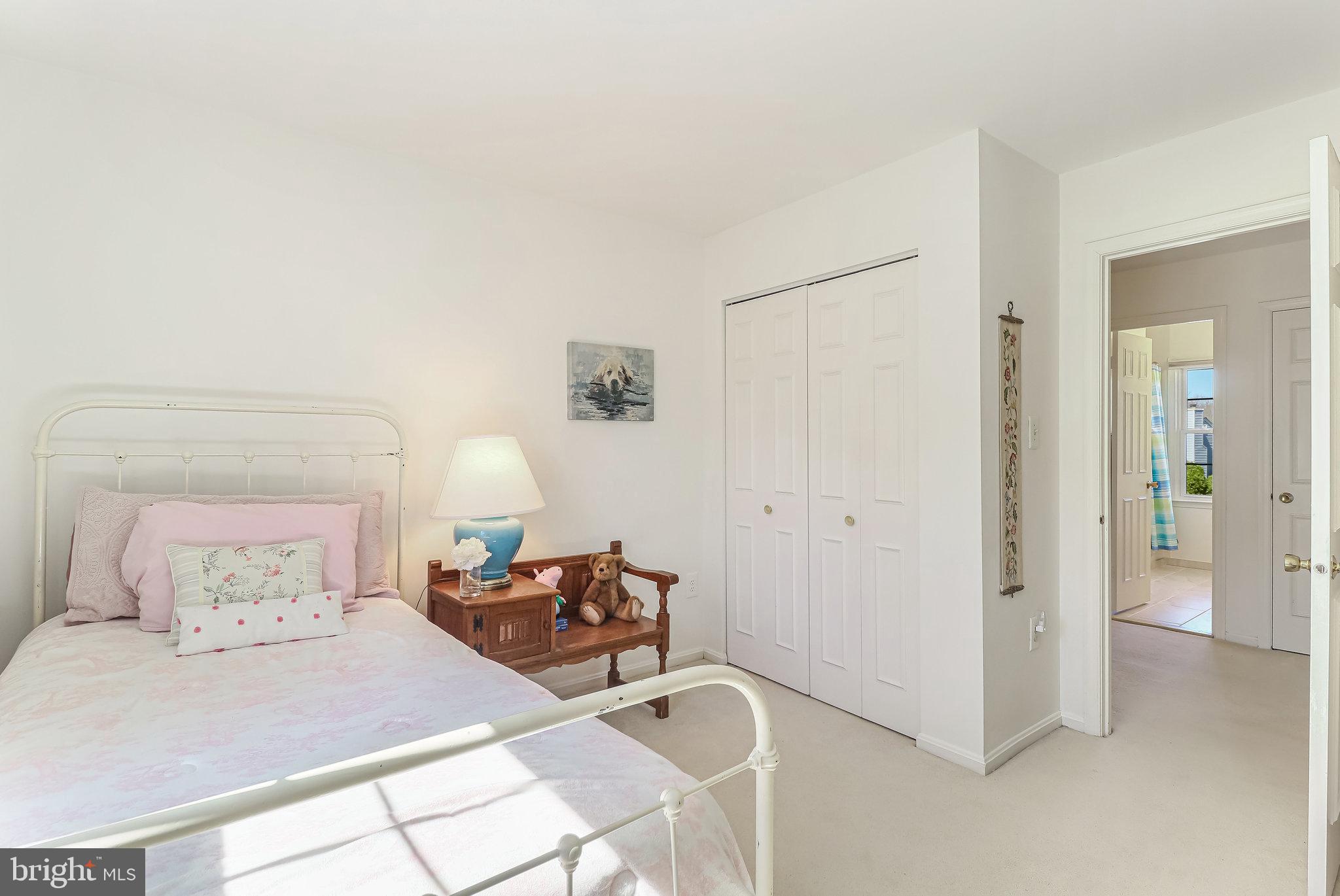 LAKEWOOD HILLS - Residential