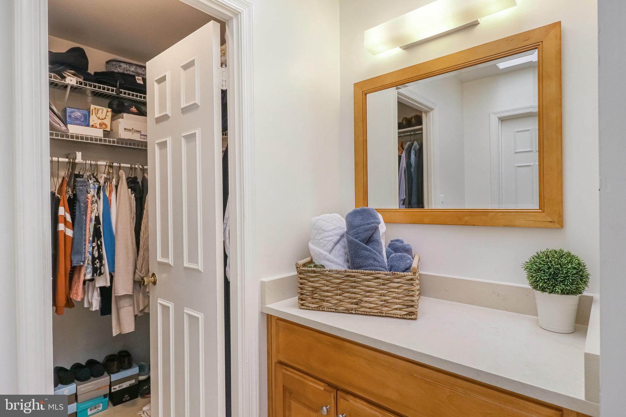 LAKEWOOD HILLS - Residential