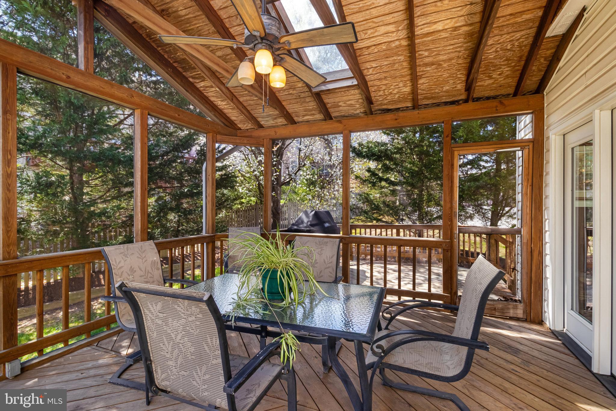 LAKEWOOD HILLS - Residential