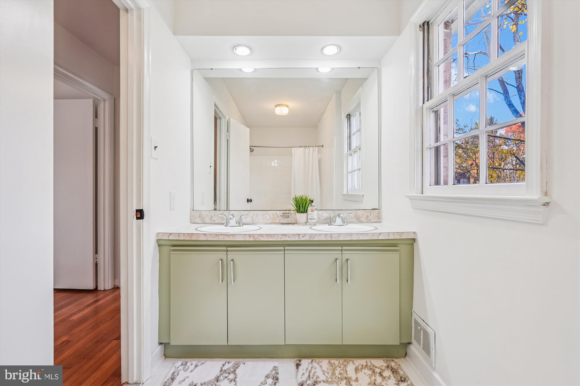 WILLERBURN ACRES - Residential