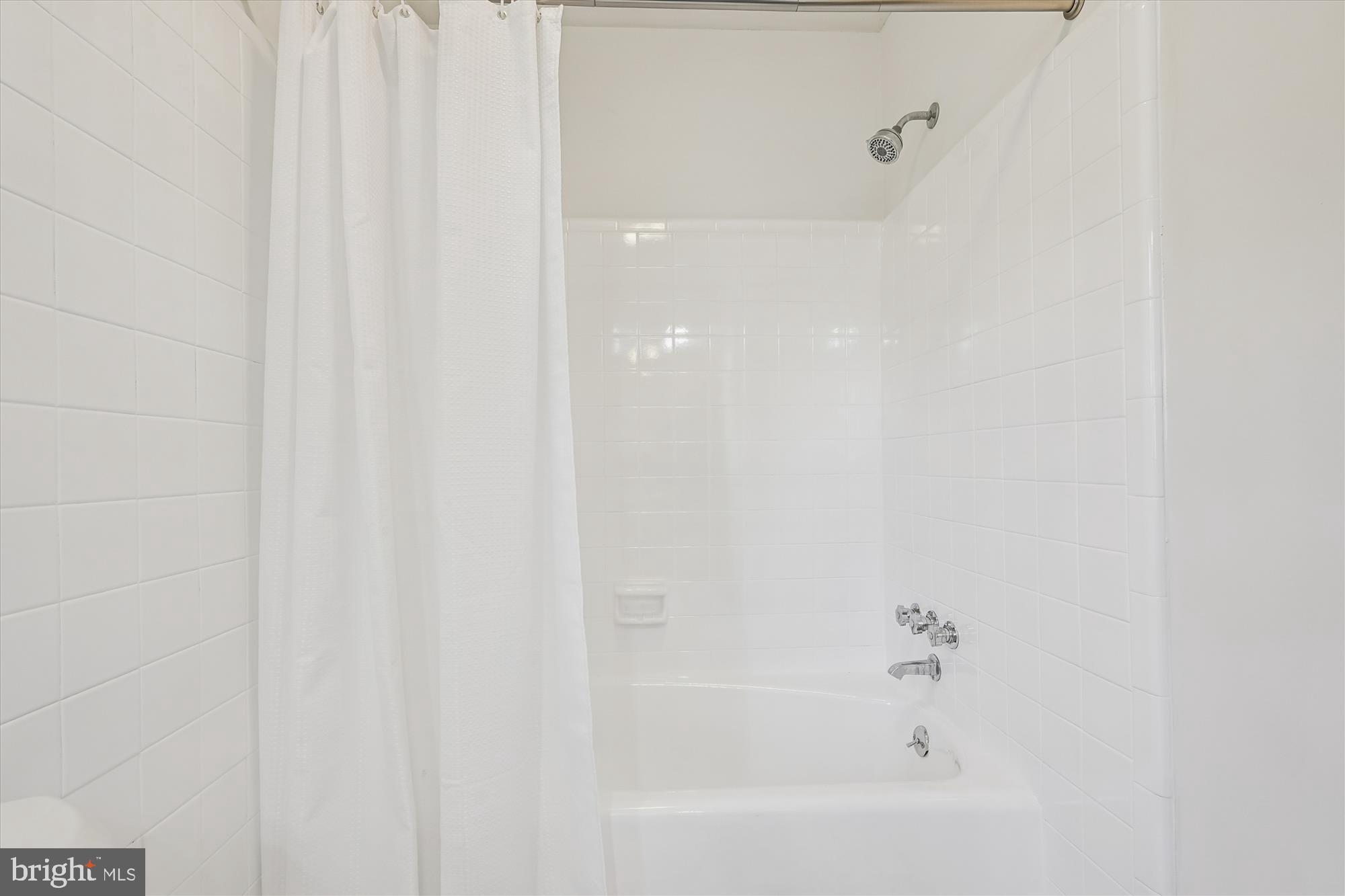 WILLERBURN ACRES - Residential