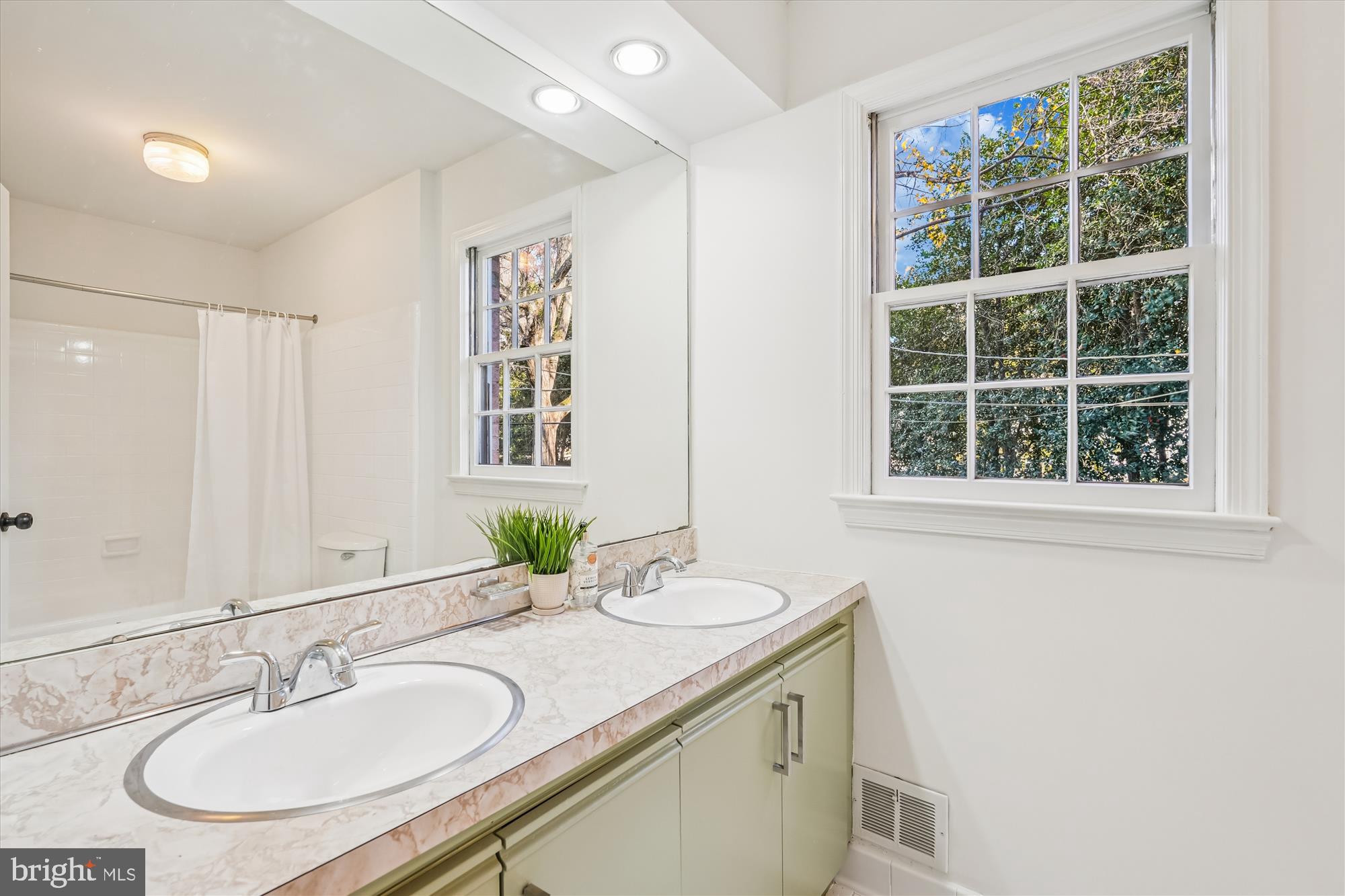 WILLERBURN ACRES - Residential