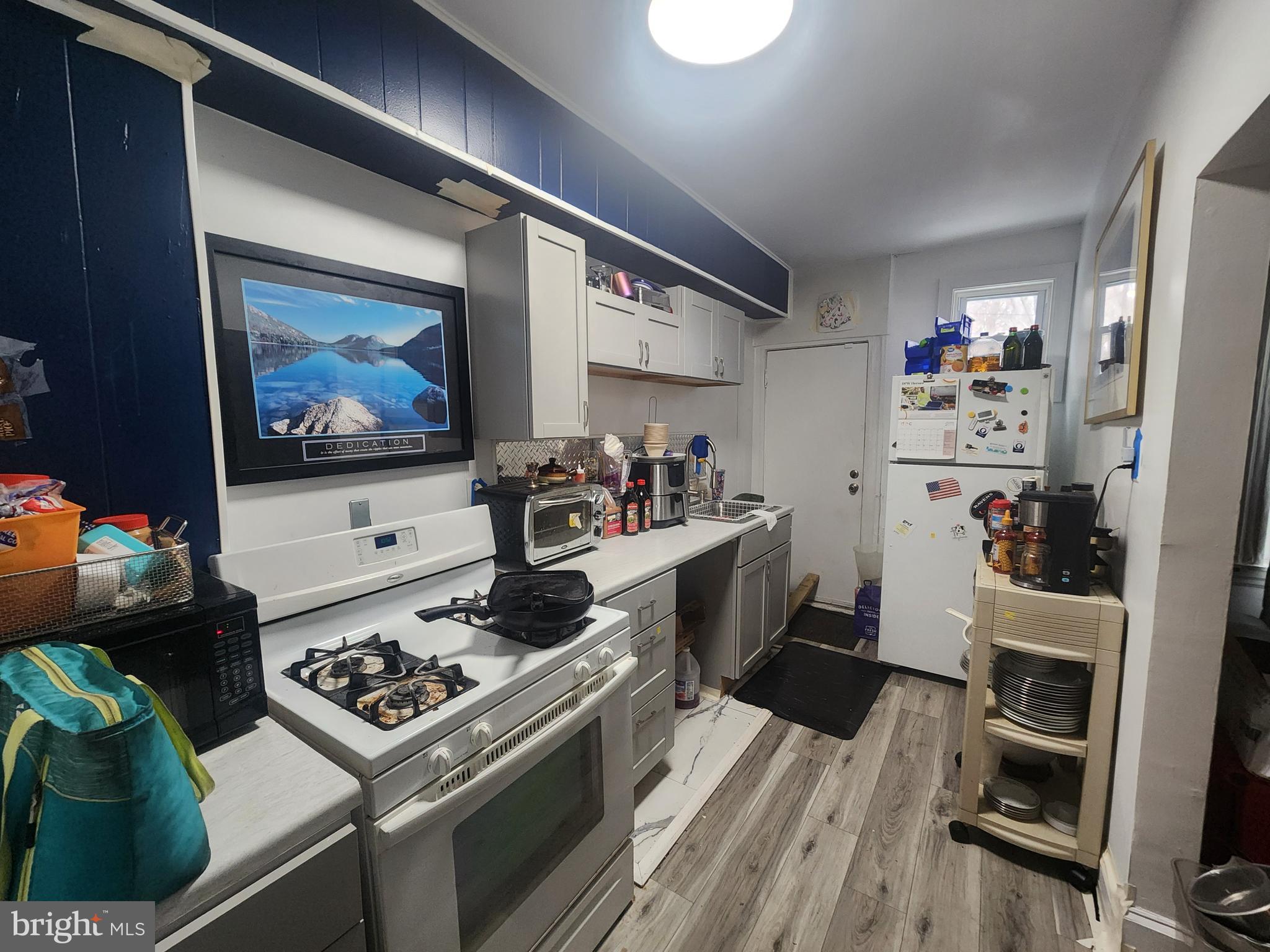 PARK CIRCLE - Residential