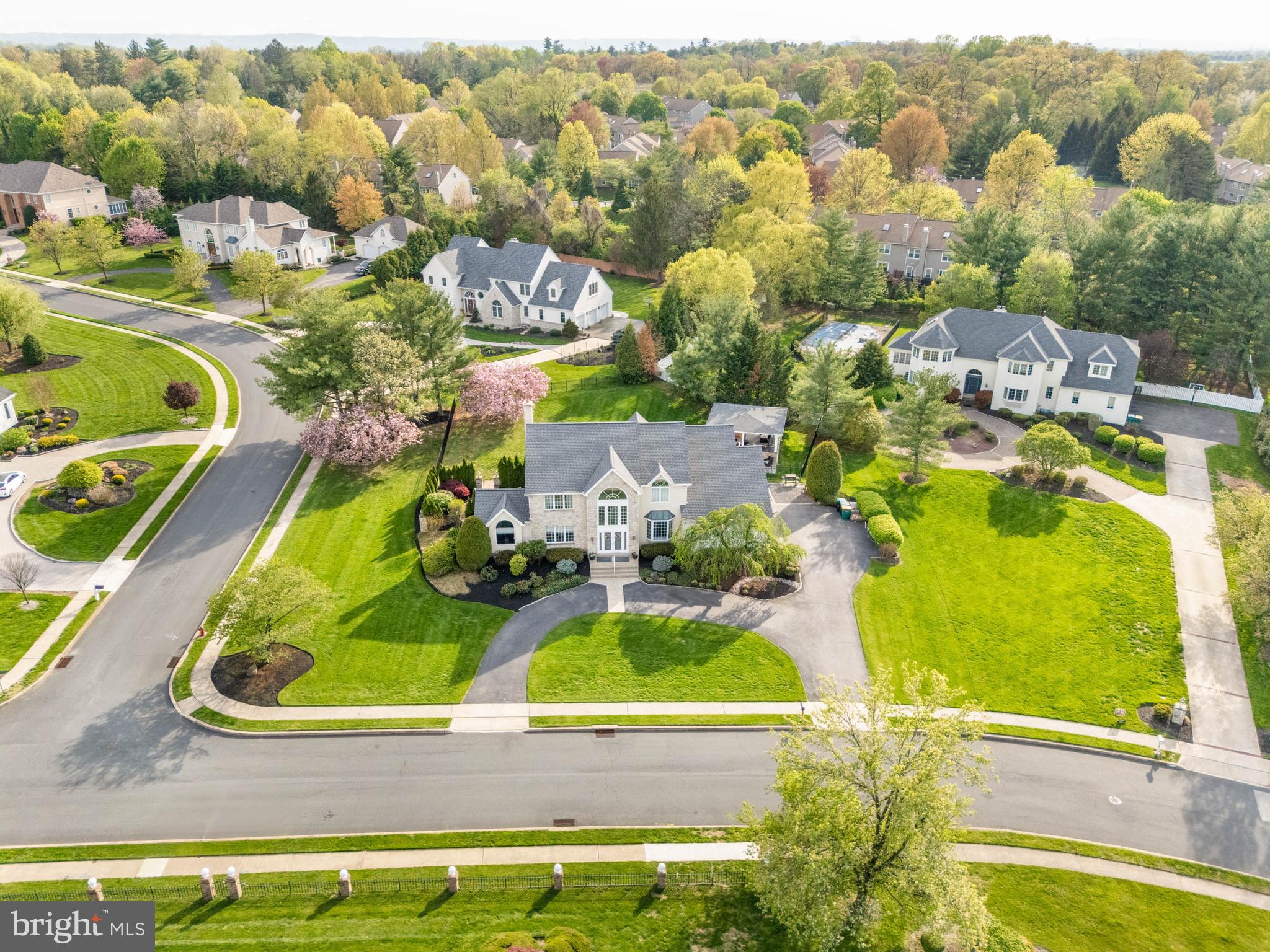 CREEKSIDE AT BLUE BELL - Residential