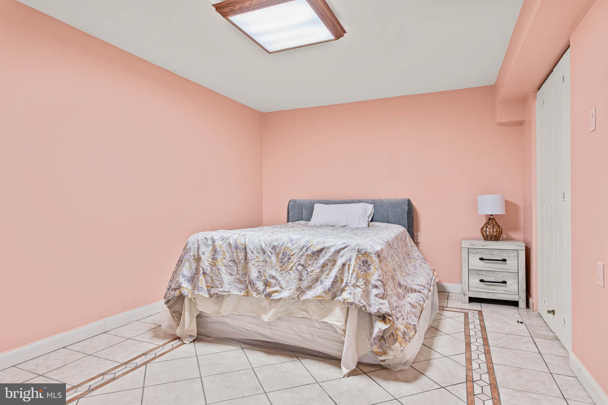 CREEKSIDE AT BLUE BELL - Residential