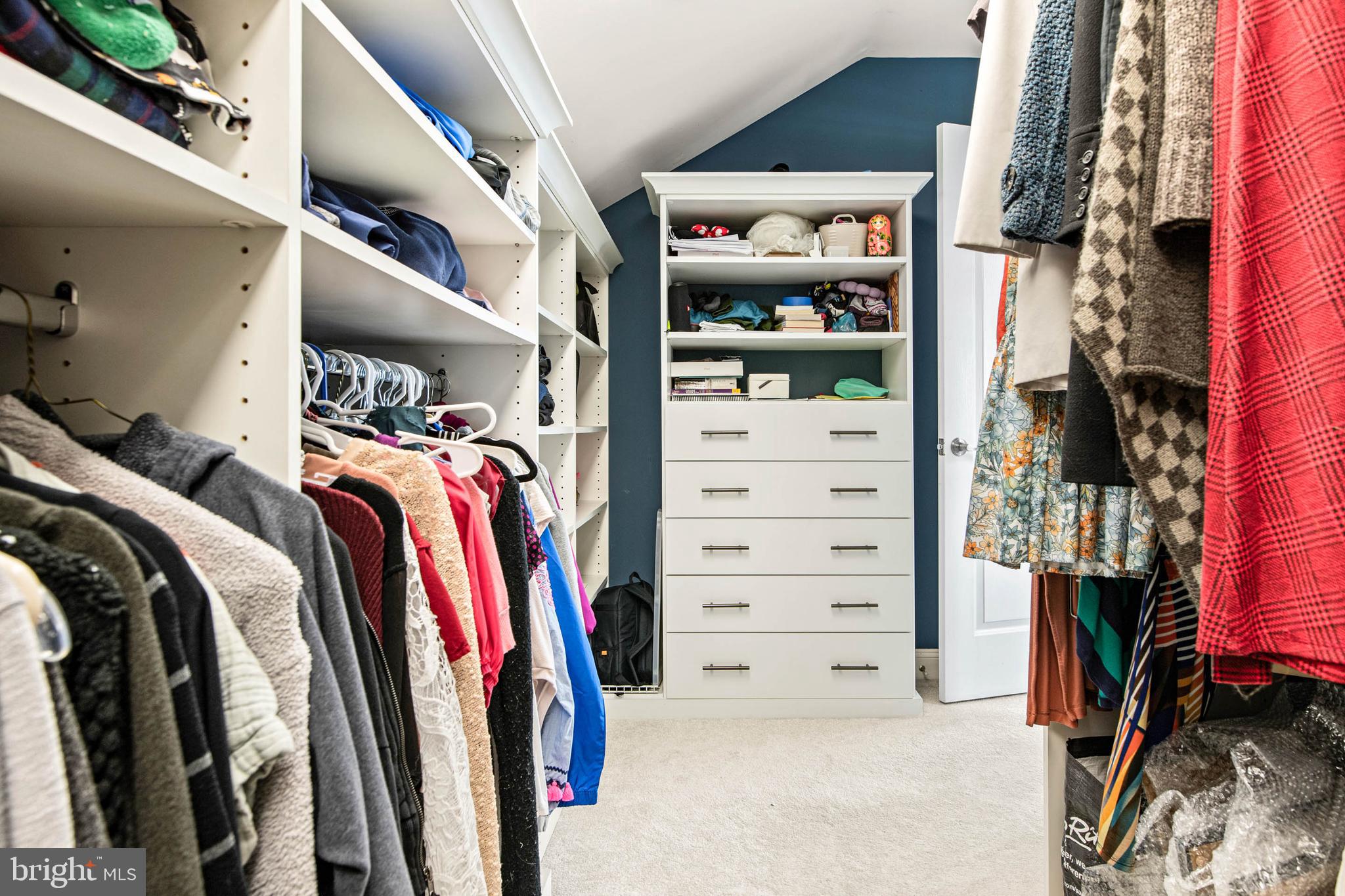 CREEKSIDE AT BLUE BELL - Residential