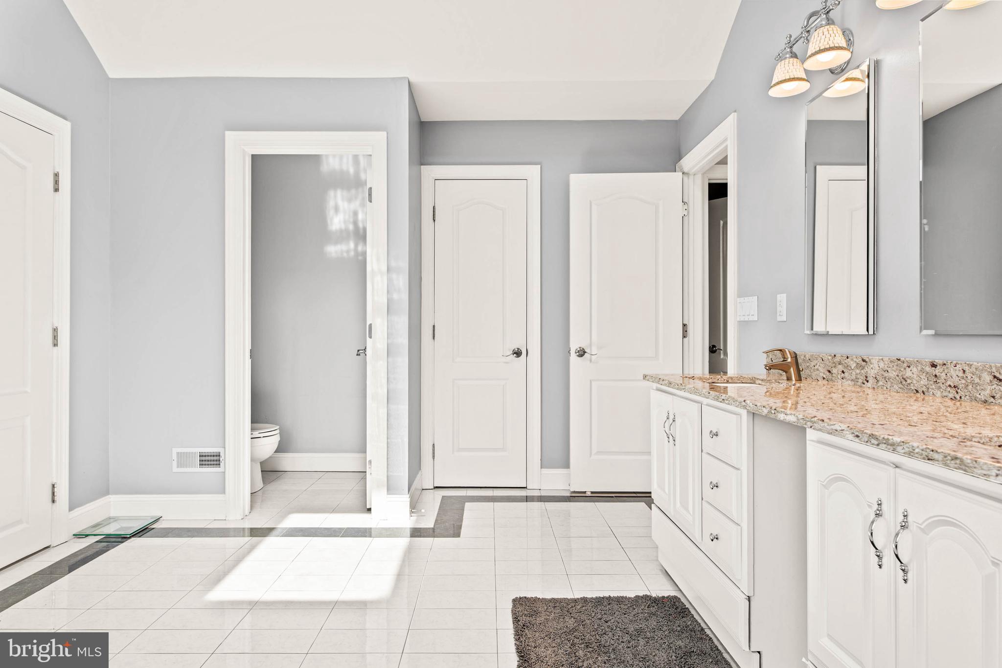 CREEKSIDE AT BLUE BELL - Residential