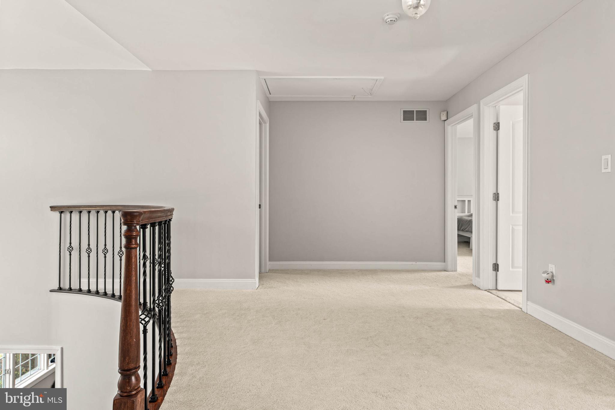 CREEKSIDE AT BLUE BELL - Residential