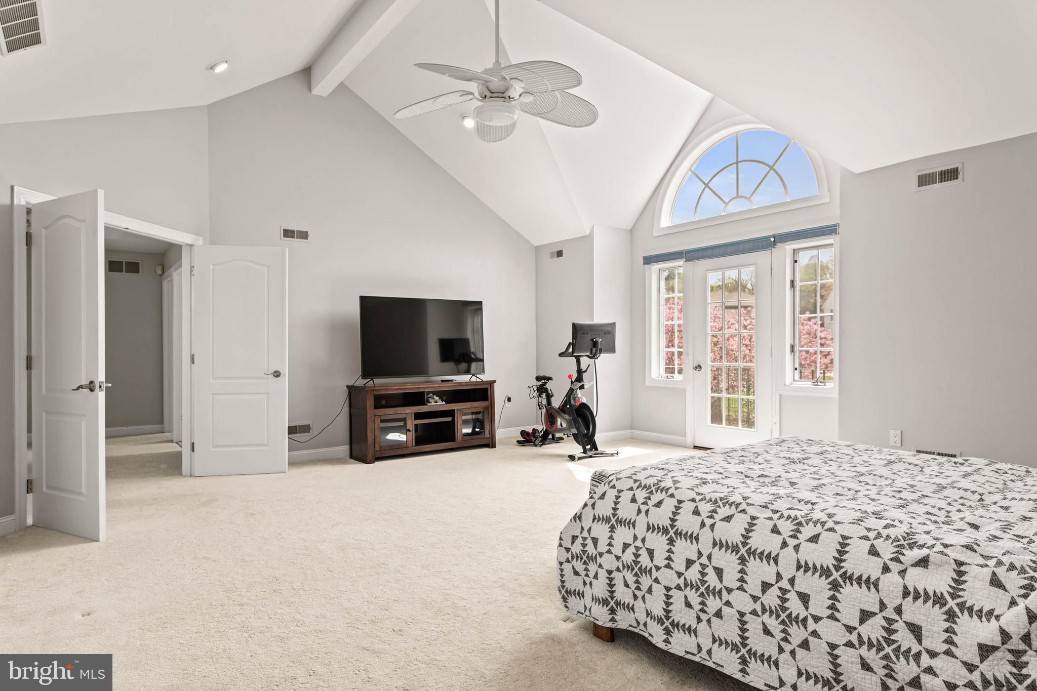 CREEKSIDE AT BLUE BELL - Residential