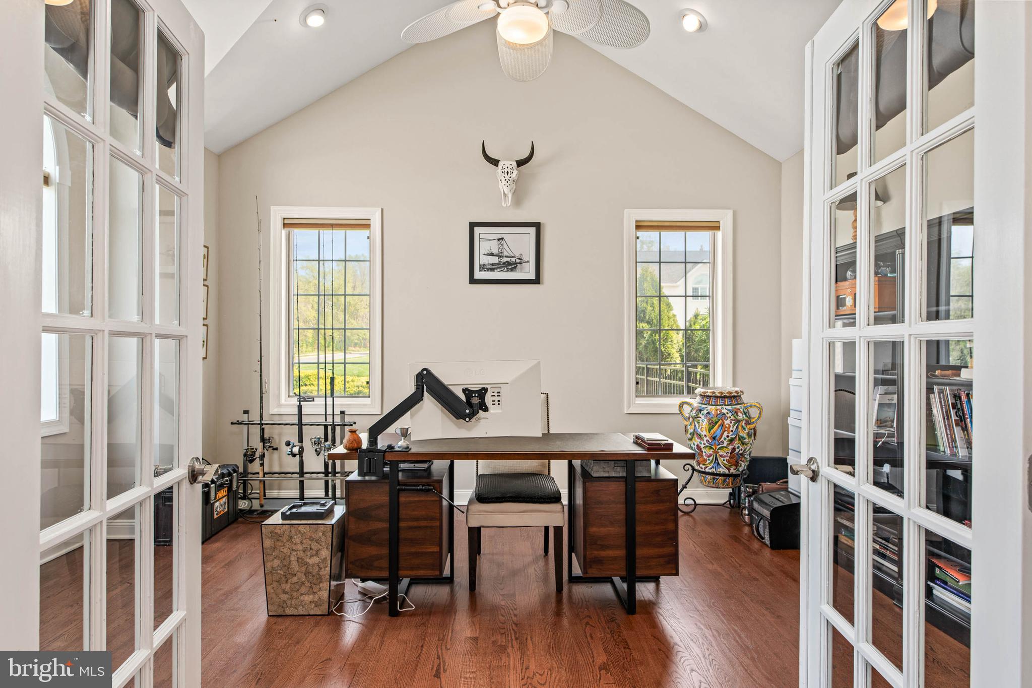 CREEKSIDE AT BLUE BELL - Residential