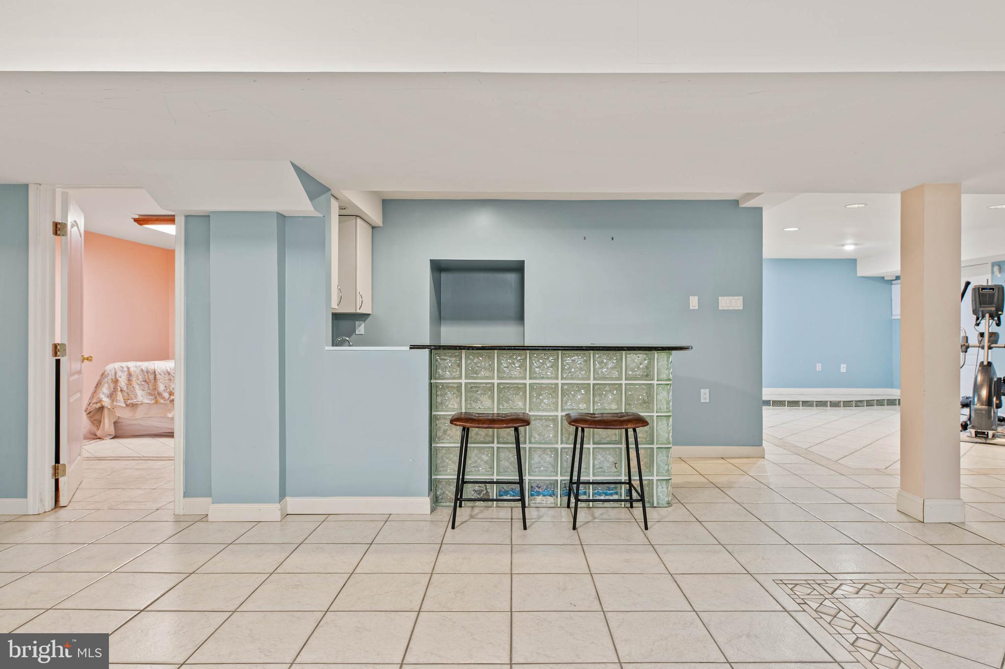 CREEKSIDE AT BLUE BELL - Residential