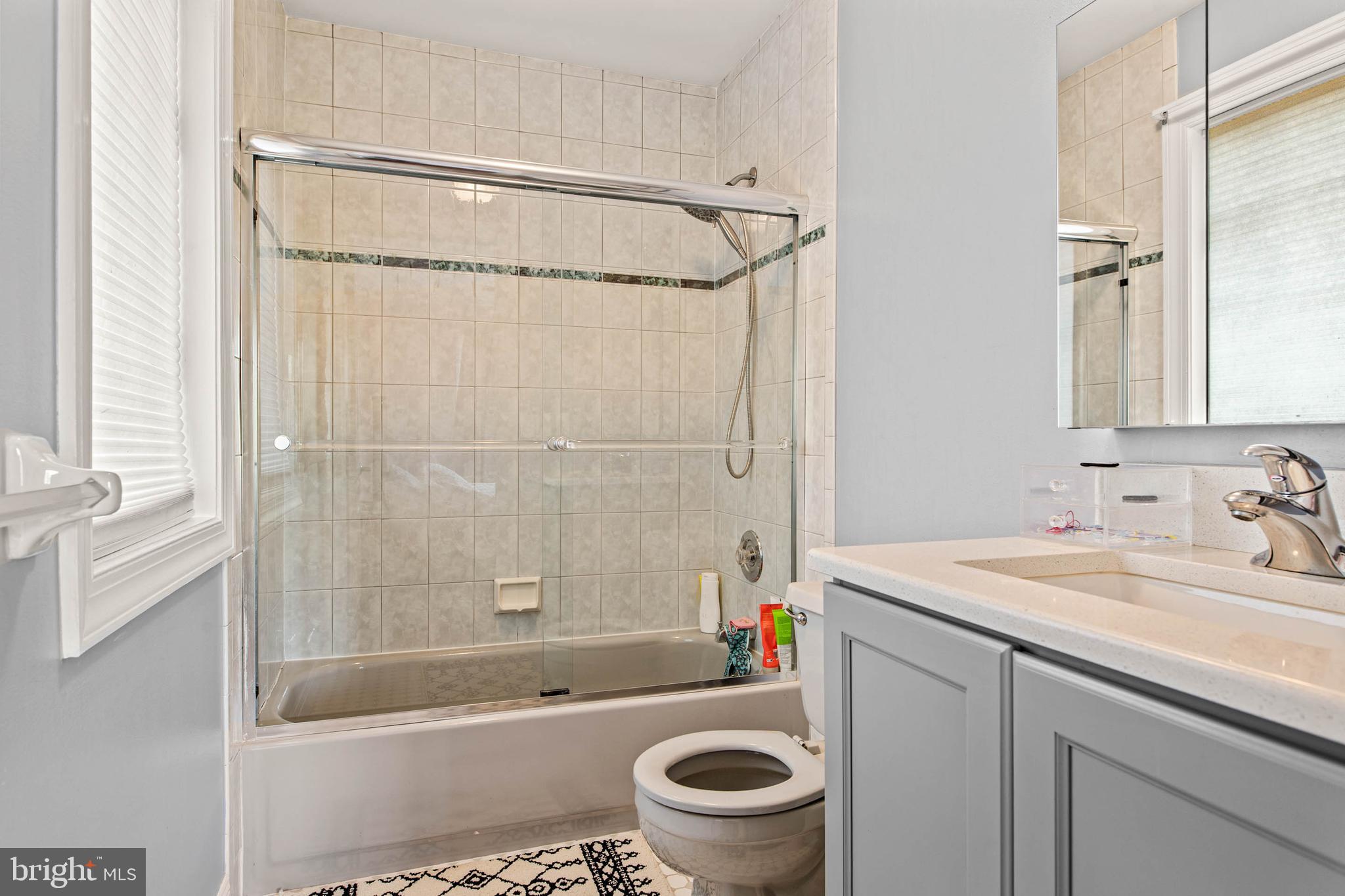 CREEKSIDE AT BLUE BELL - Residential