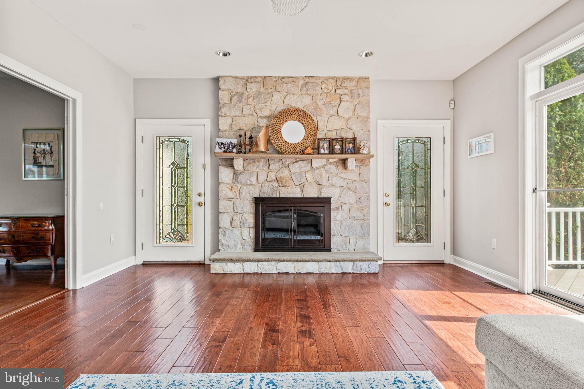 CREEKSIDE AT BLUE BELL - Residential