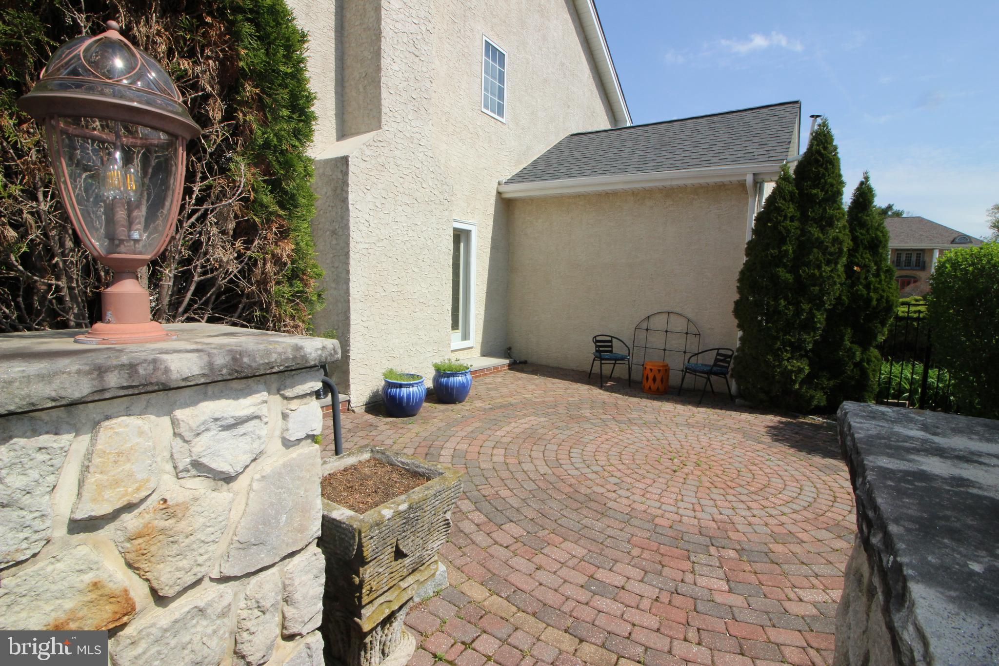 CREEKSIDE AT BLUE BELL - Residential